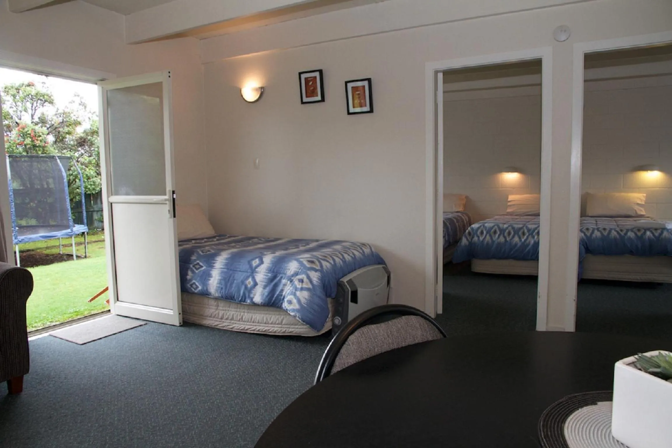 Garden, Bed in 252 Beachside Motels & Holiday Park