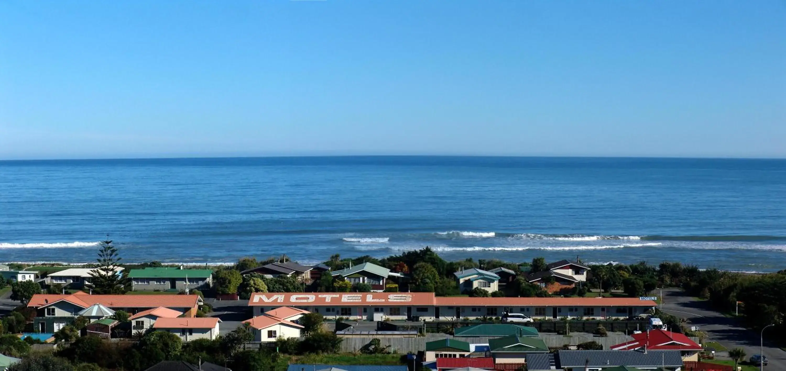 Property building in 252 Beachside Motels & Holiday Park Property building in 252 Beachside Motels & Holiday Park