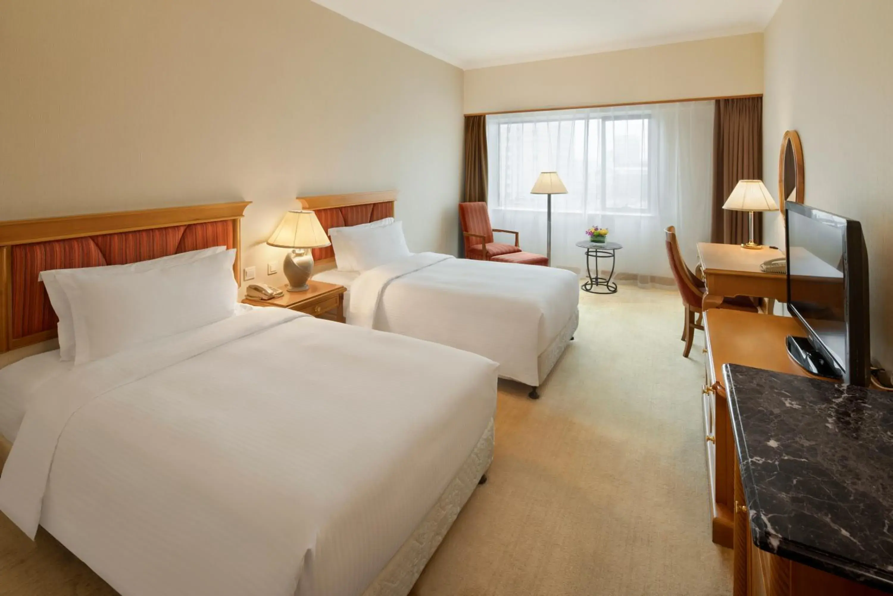 Bedroom, Bed in Crowne Plaza Chengdu City Center by IHG Bedroom, Bed in Crowne Plaza Chengdu City Center by IHG