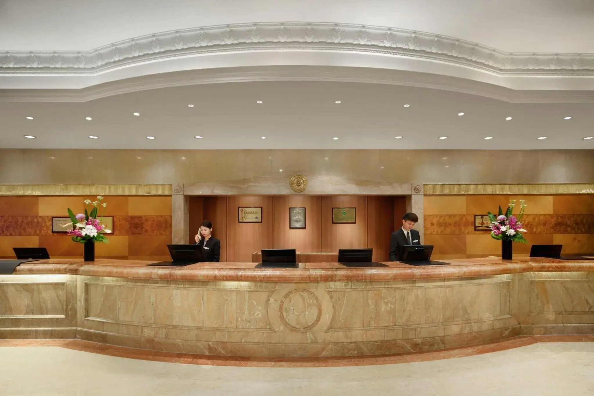 Property building in Crowne Plaza Chengdu City Center by IHG Property building in Crowne Plaza Chengdu City Center by IHG