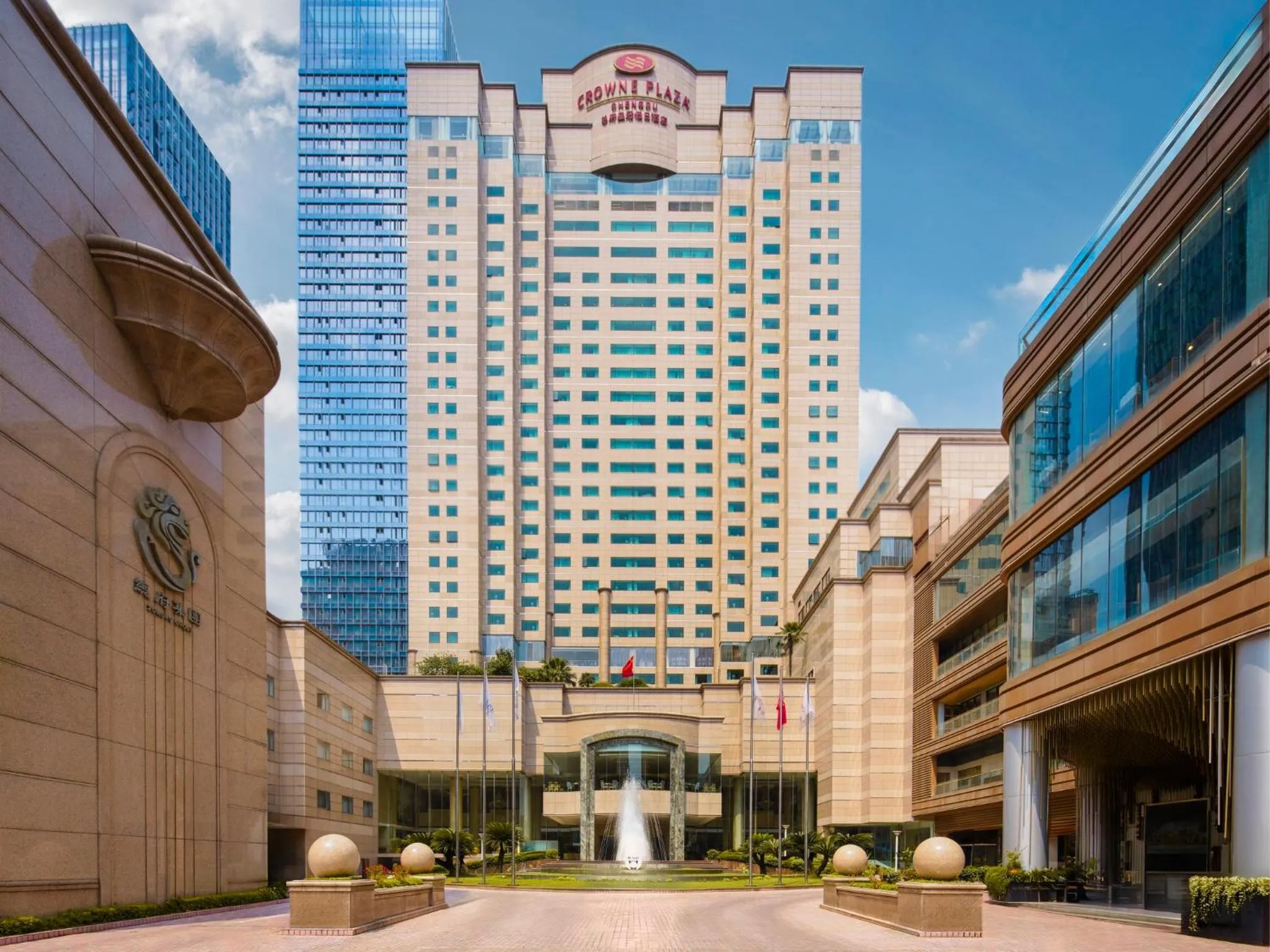 Property building in Crowne Plaza Chengdu City Center by IHG