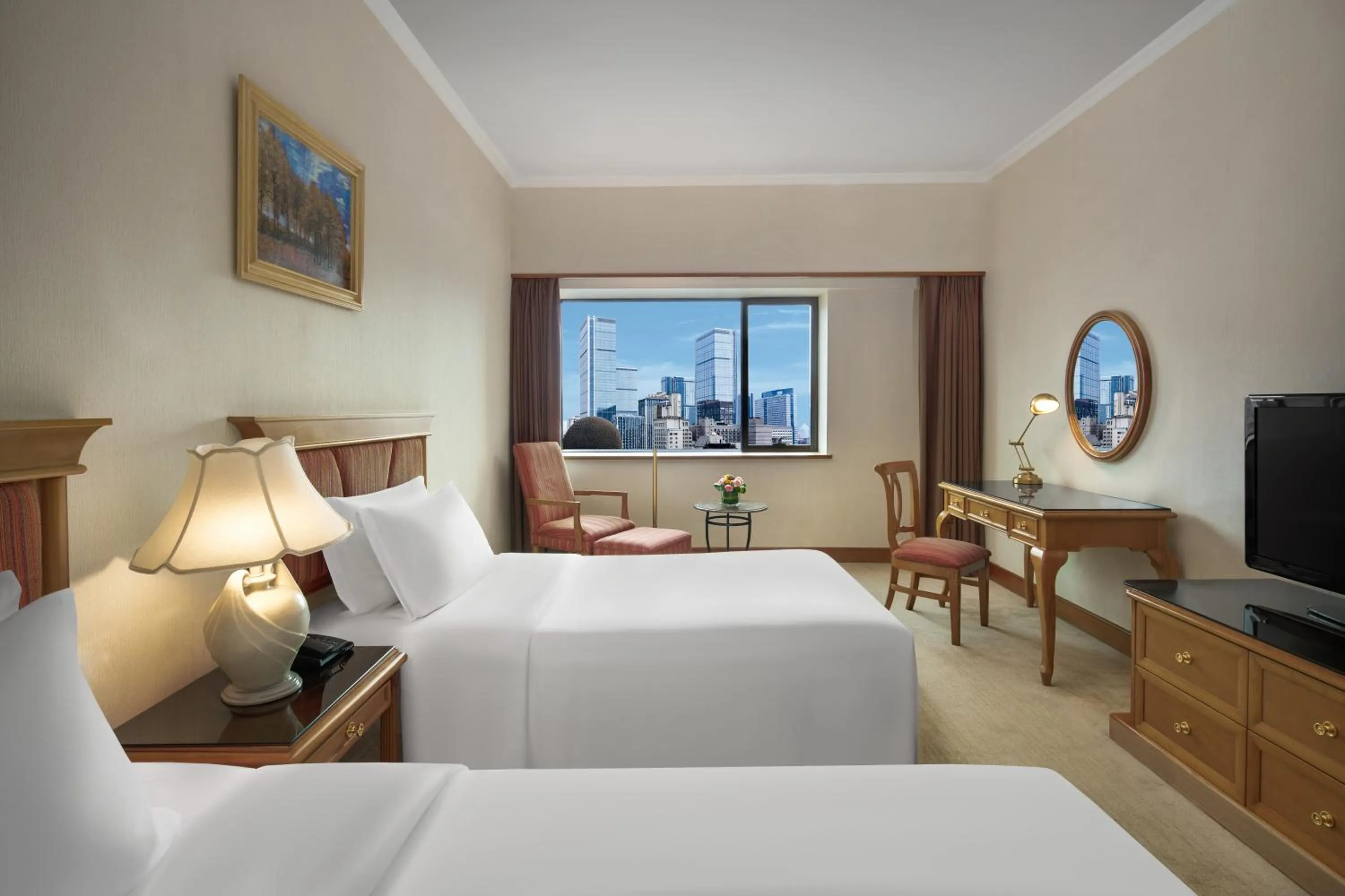Bedroom, Bed in Crowne Plaza Chengdu City Center by IHG