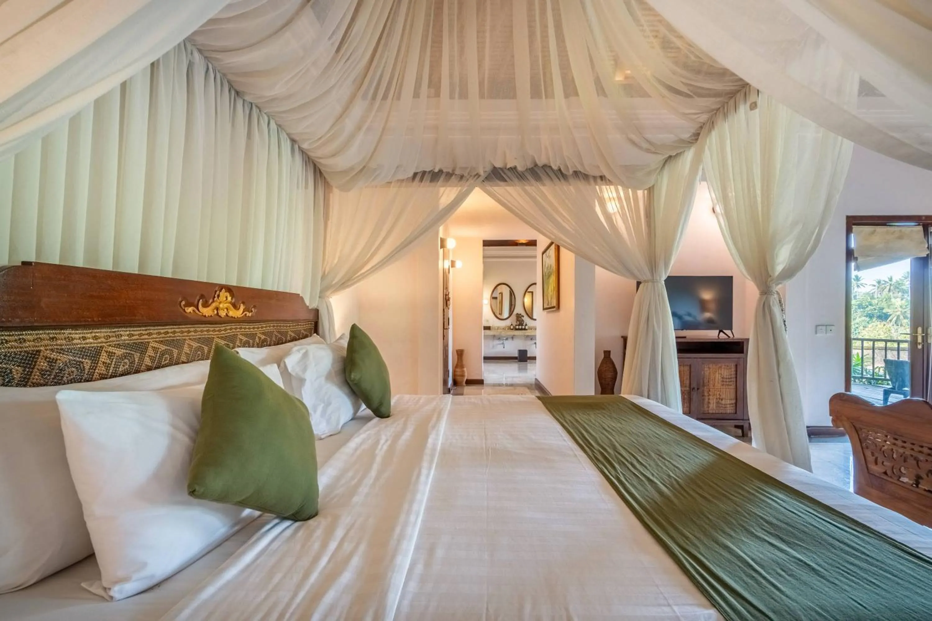 Bed in Natura Villa Ubud Bali