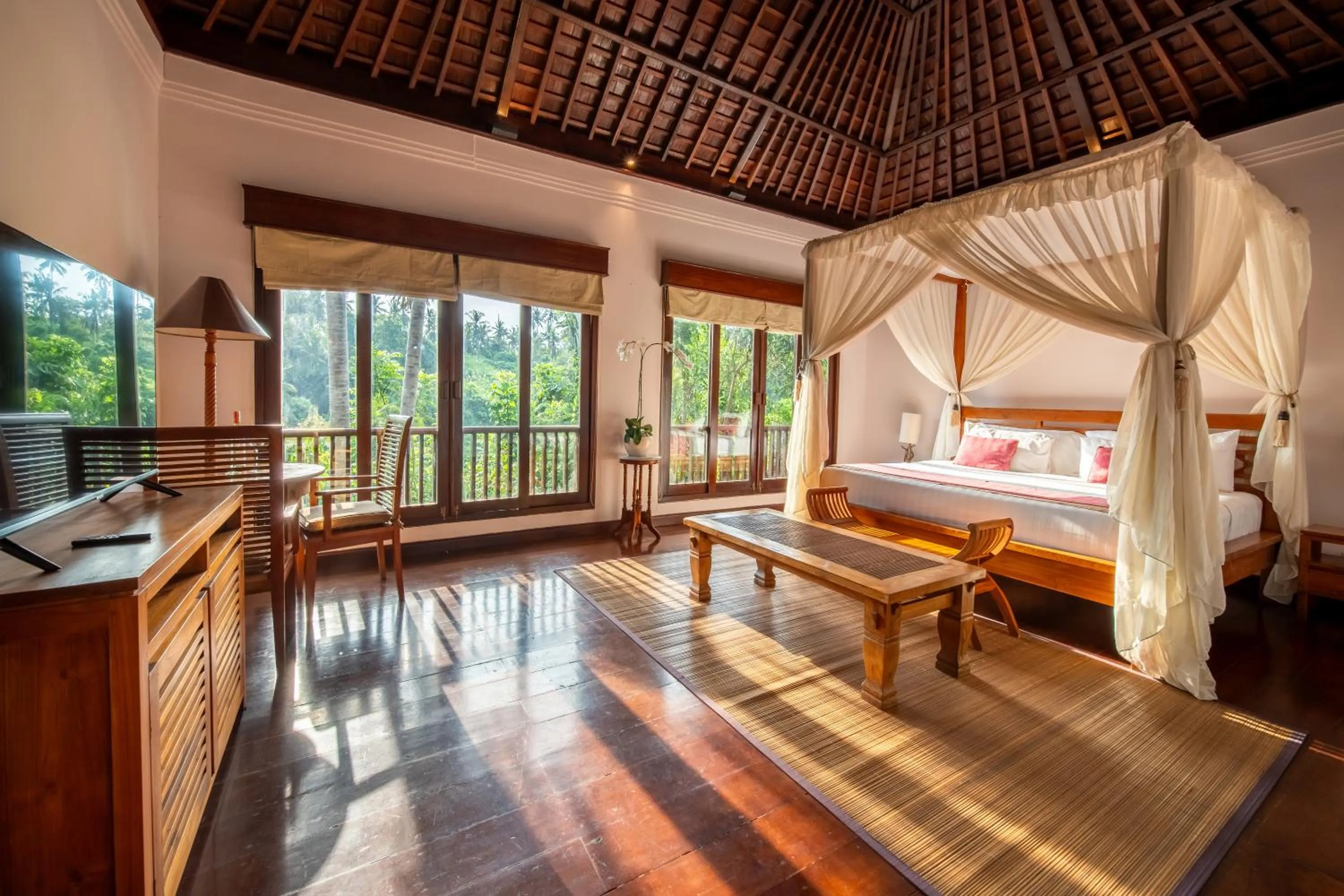 View (from property/room), Bed in Natura Villa Ubud Bali