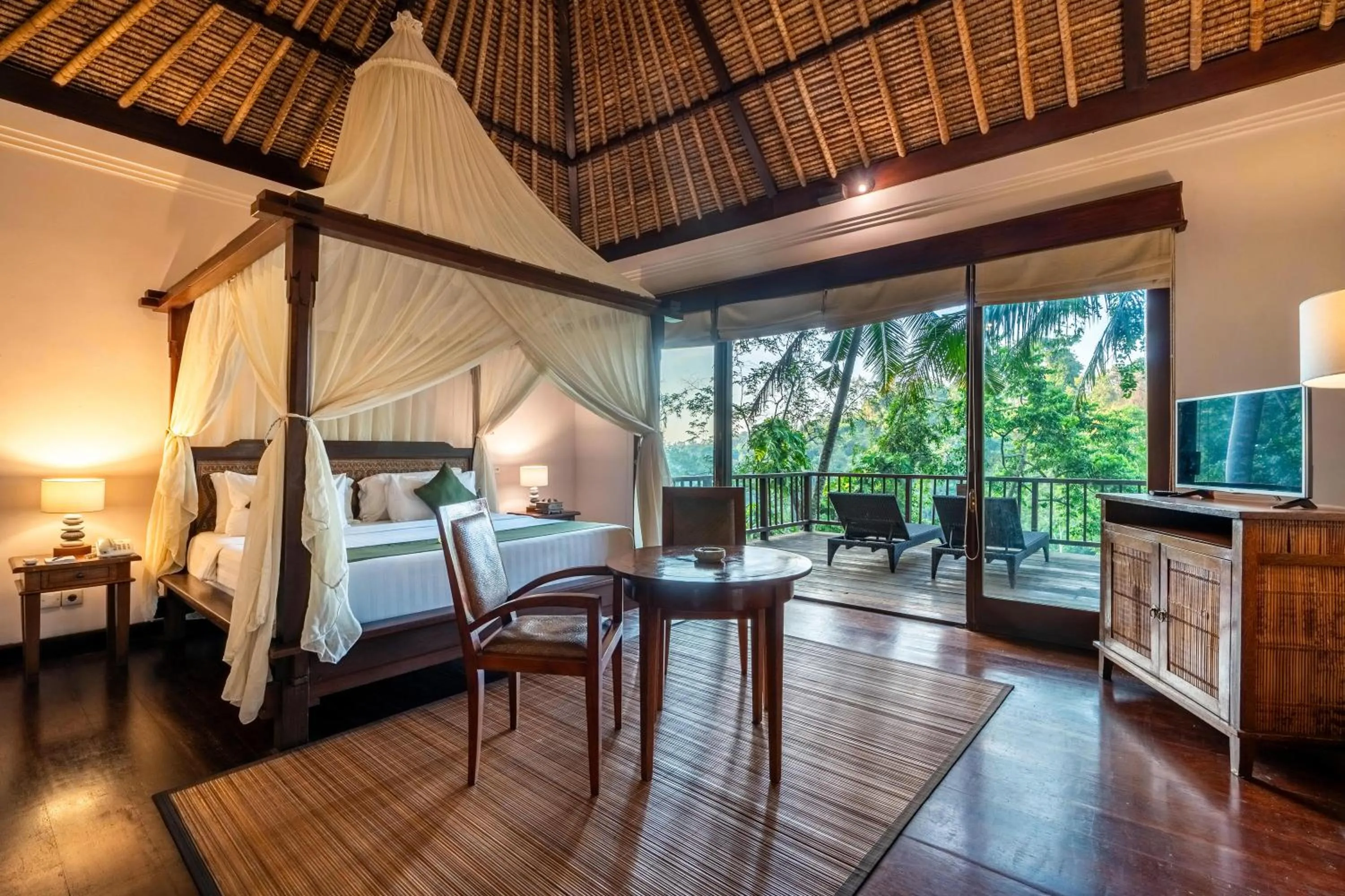 Bed in Natura Villa Ubud Bali