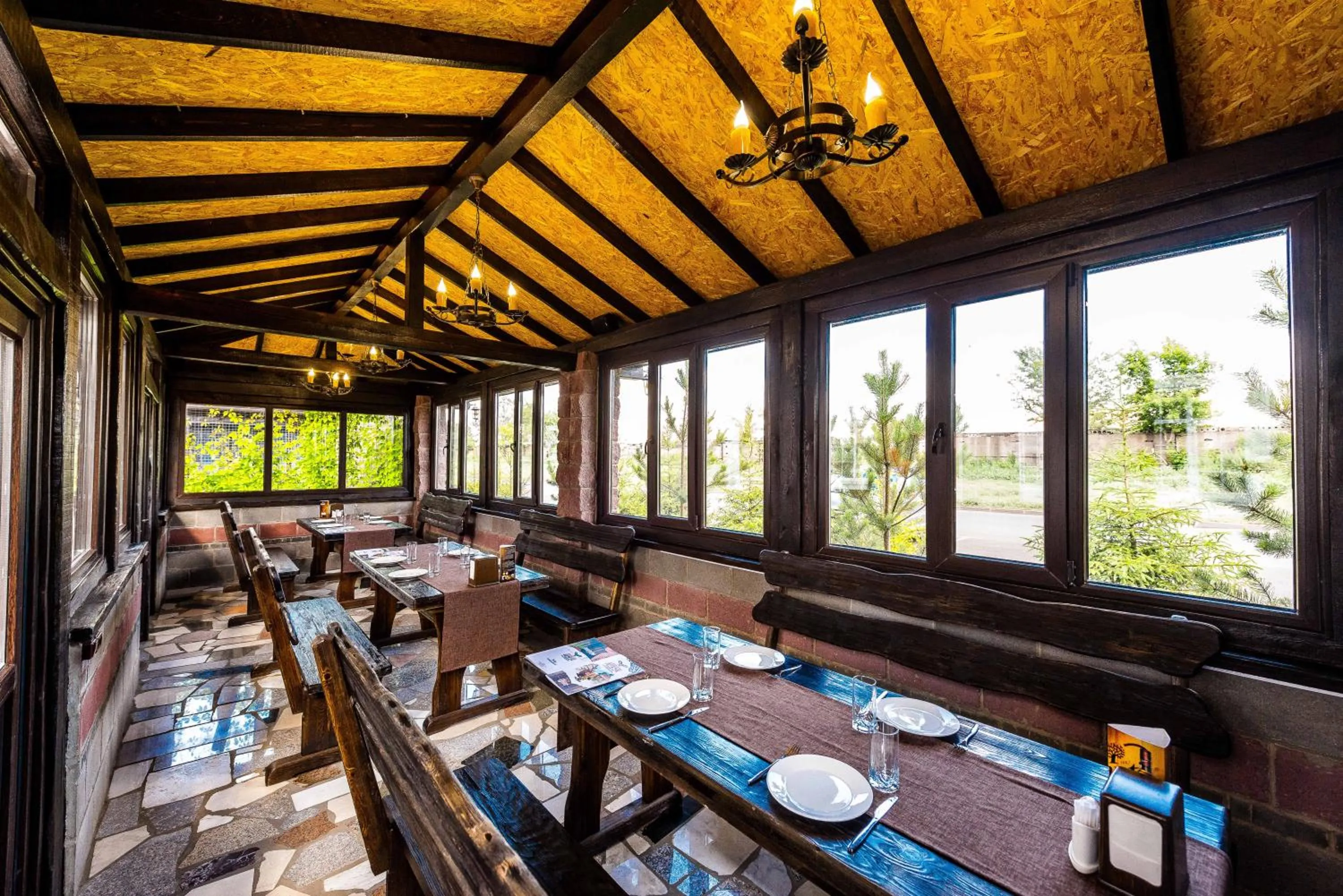 Restaurant/places to eat in Adler