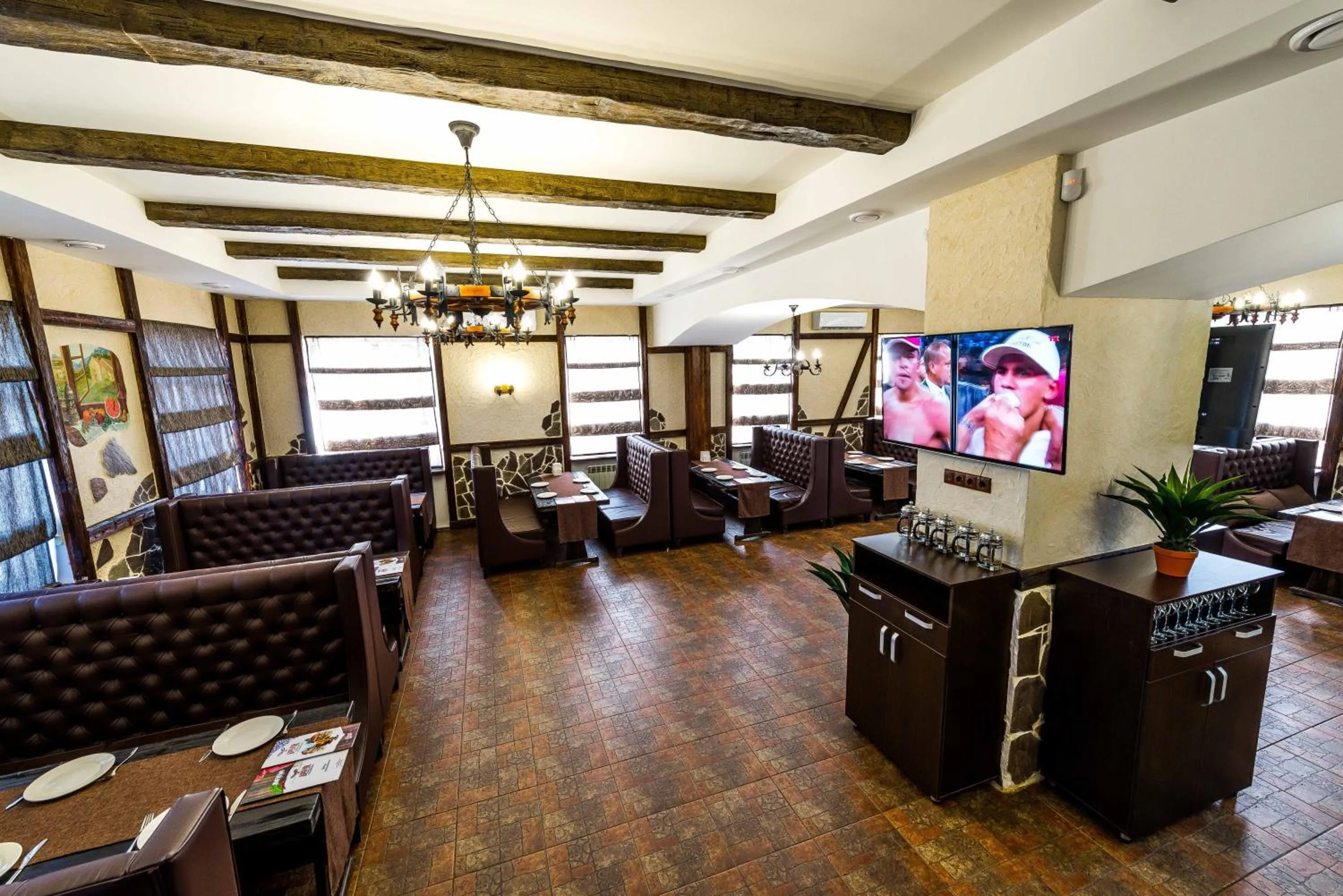 Restaurant/places to eat in Adler