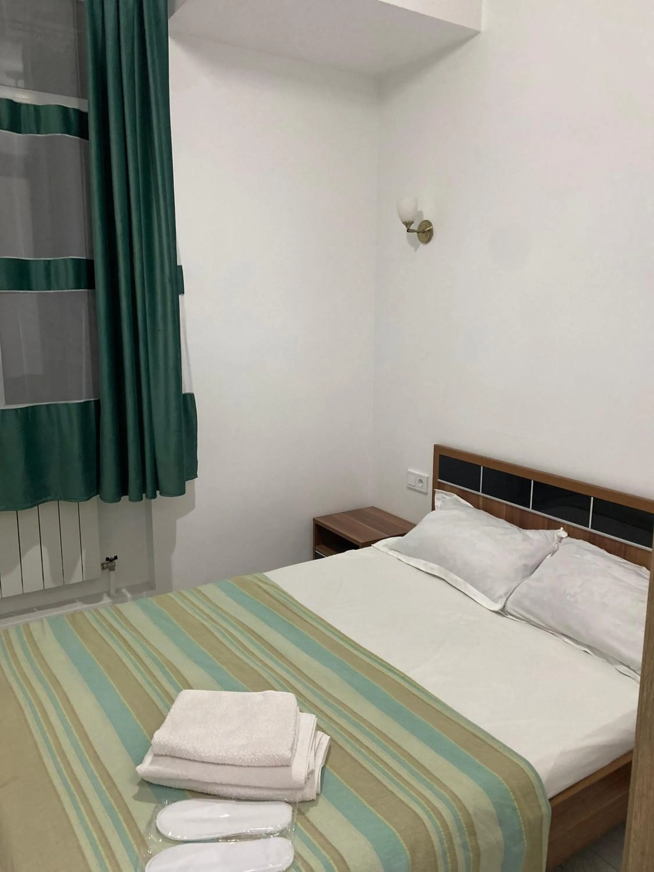 Bed in Adler