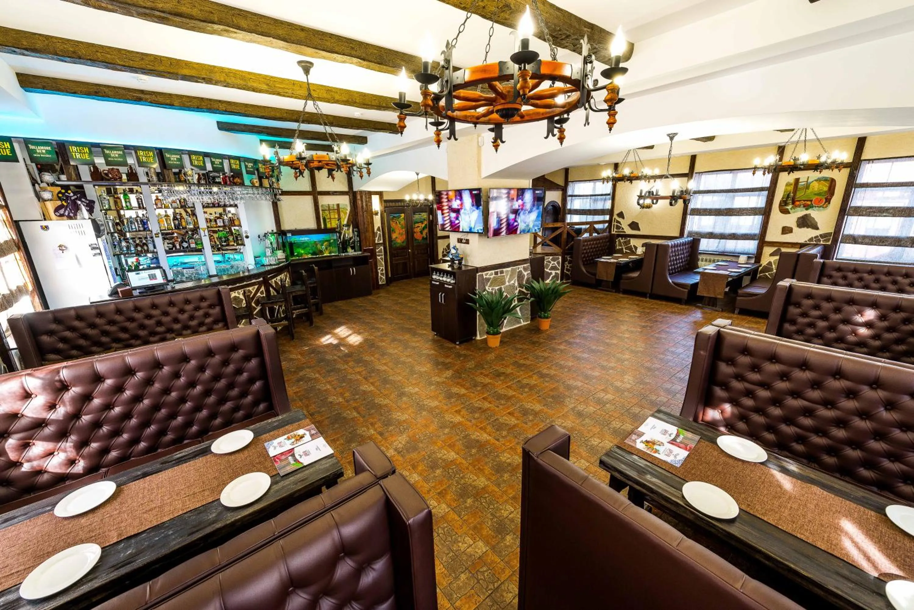 Restaurant/places to eat in Adler