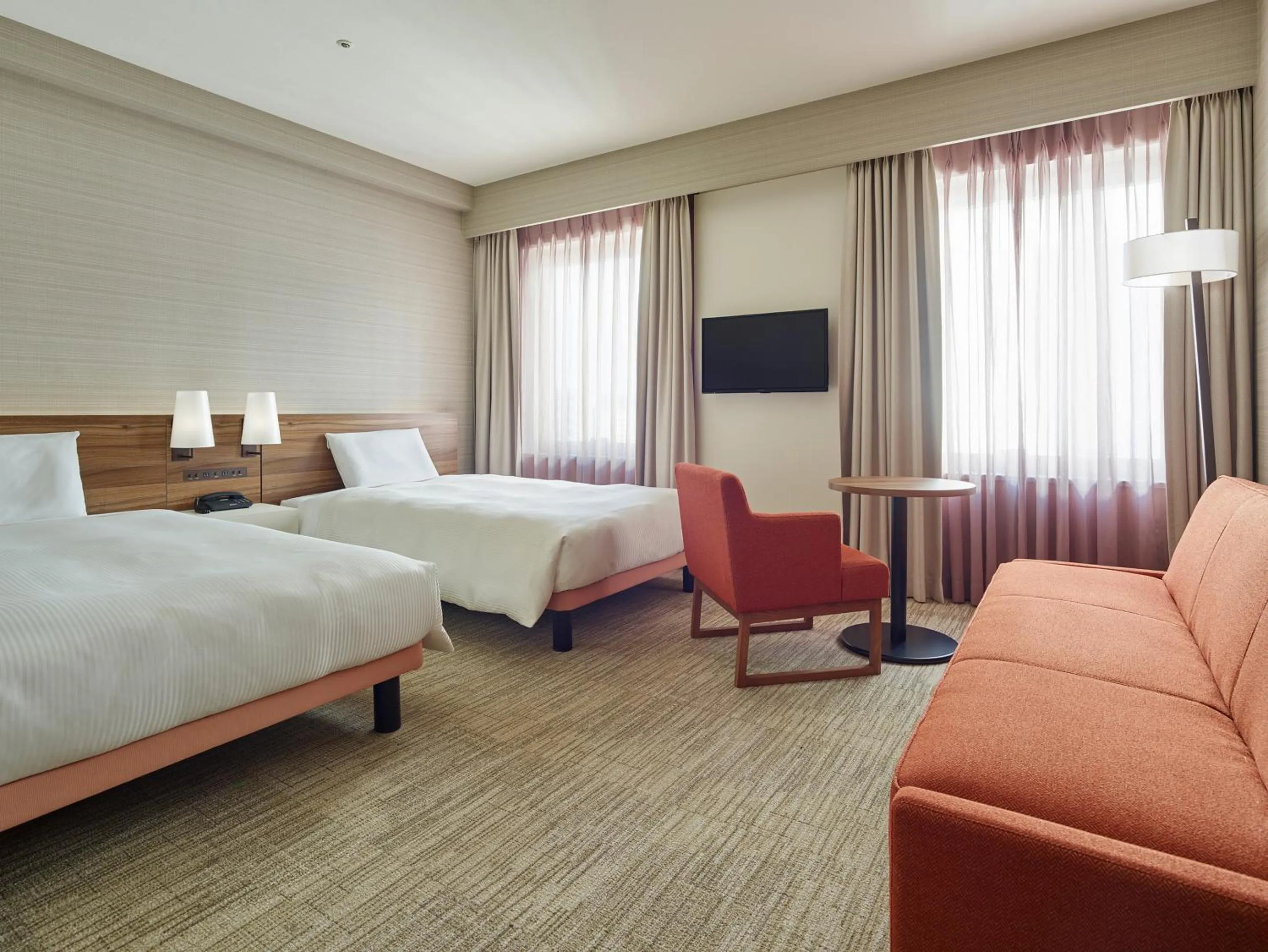 Photo of the whole room, Bed in Mitsui Garden Hotel Kumamoto