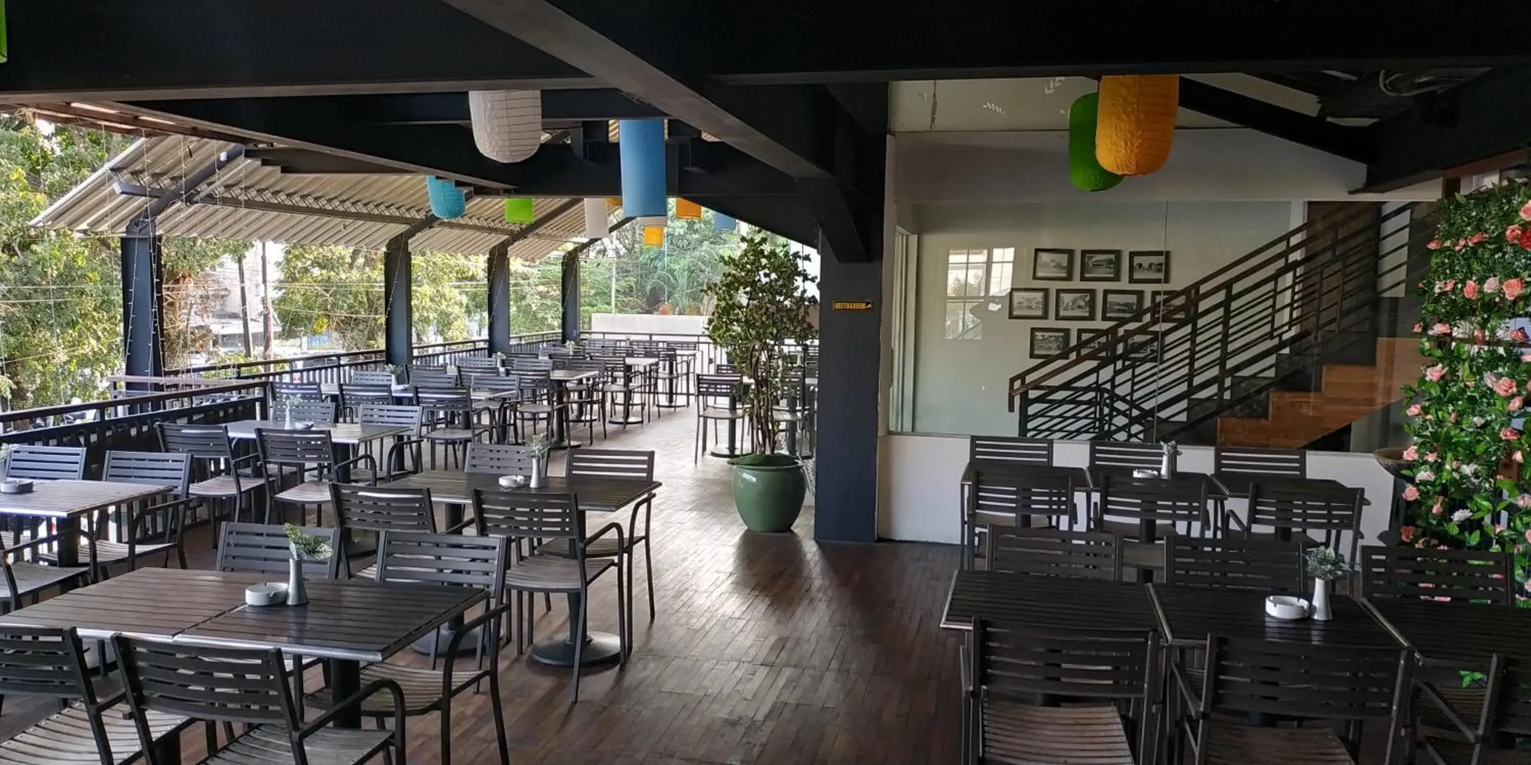 Restaurant/places to eat in Hotel Baron Indah Restaurant/places to eat in Hotel Baron Indah
