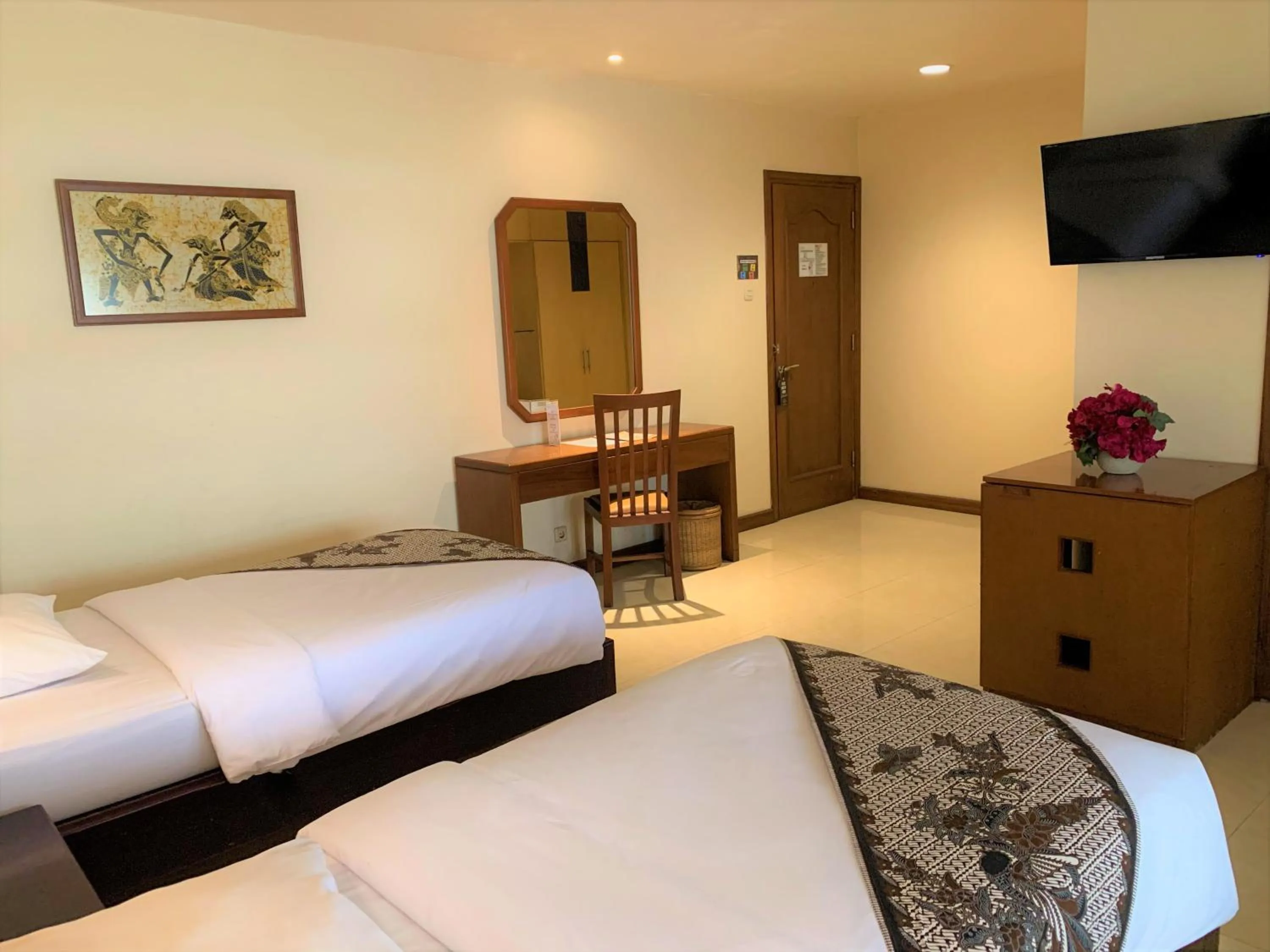 Bed in Hotel Baron Indah