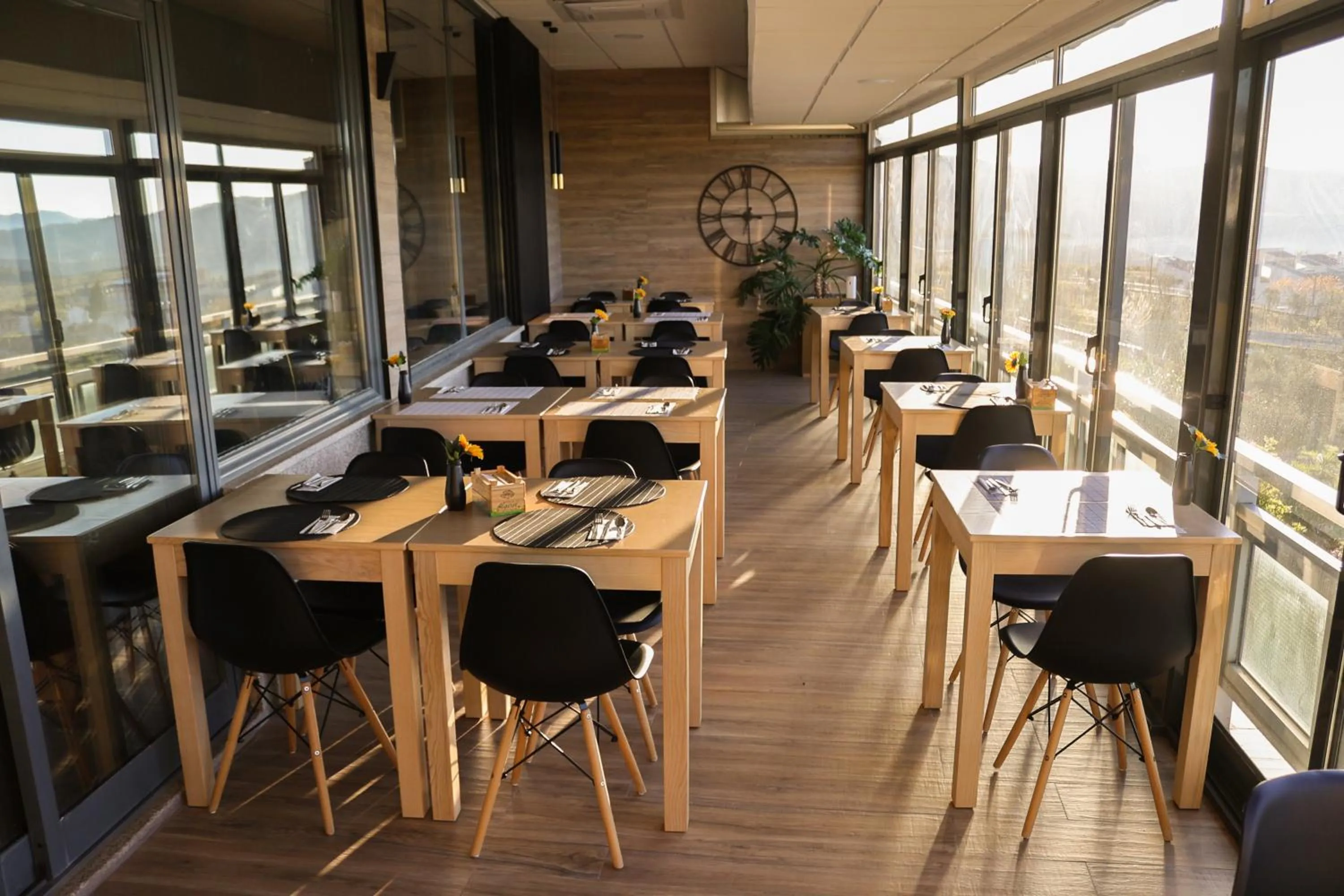 Restaurant/places to eat in Quinta da Seixeda