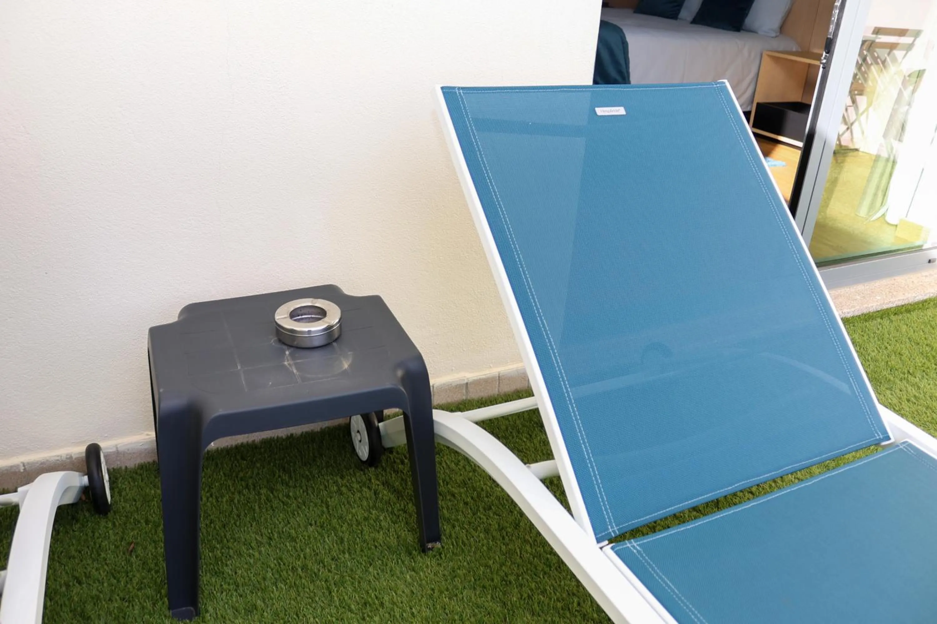 sunbed in Quinta da Seixeda