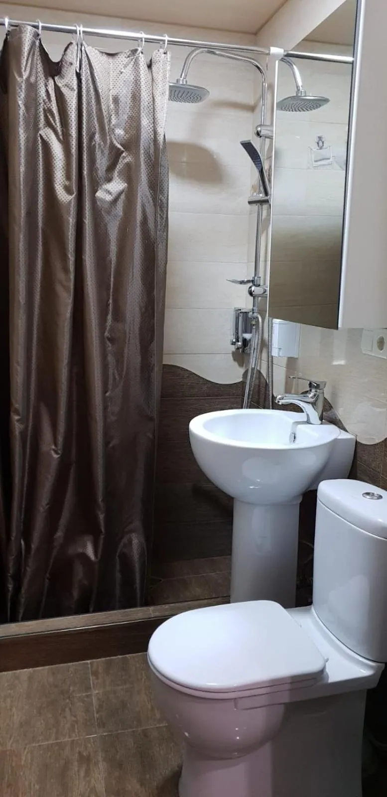 Shower in Nino's Hotel On Tsamebuli