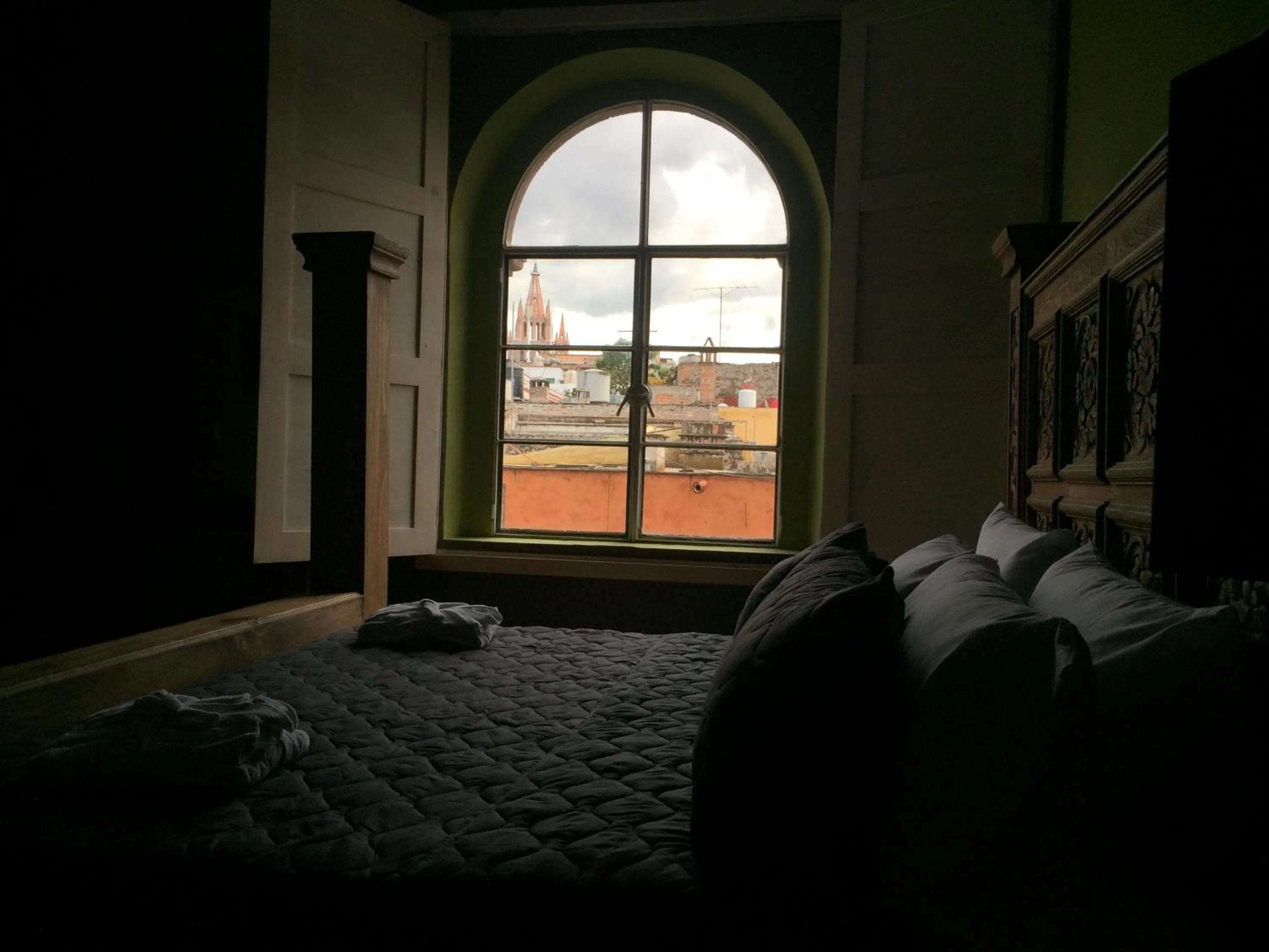 Photo of the whole room in Hotel Galería