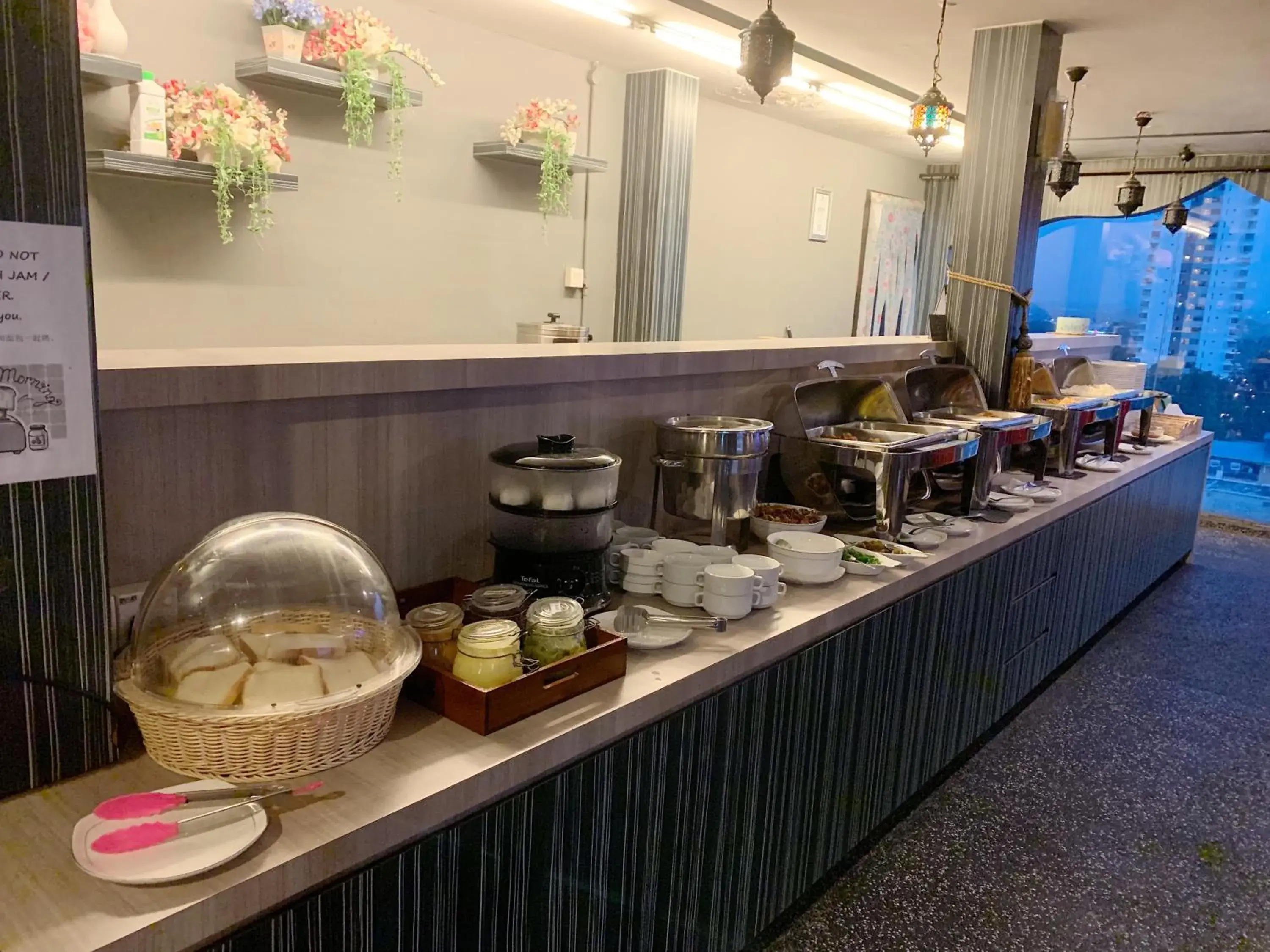 Breakfast in Pariss Hotel Breakfast in Pariss Hotel