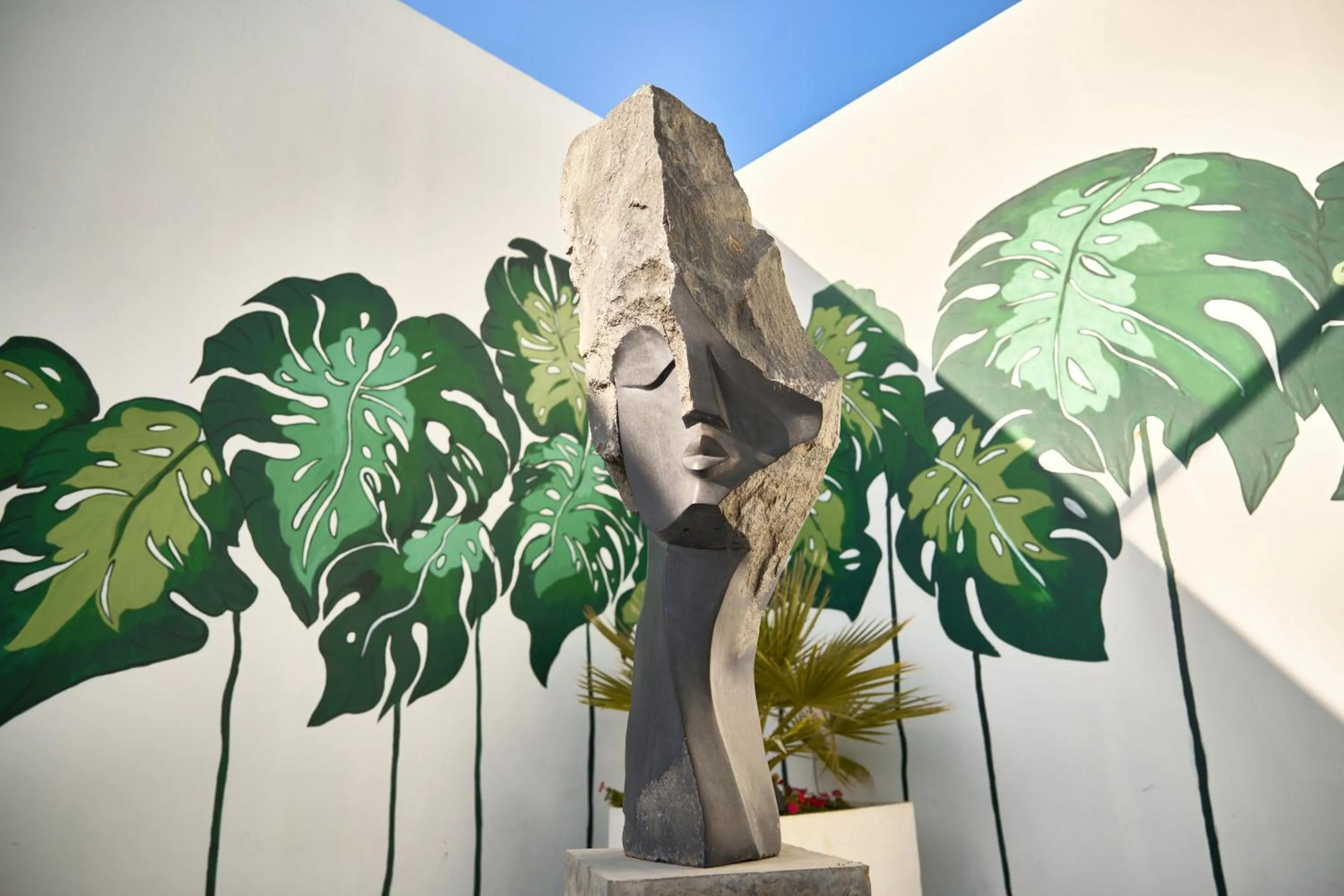 Nearby landmark in Palmyard Hotel