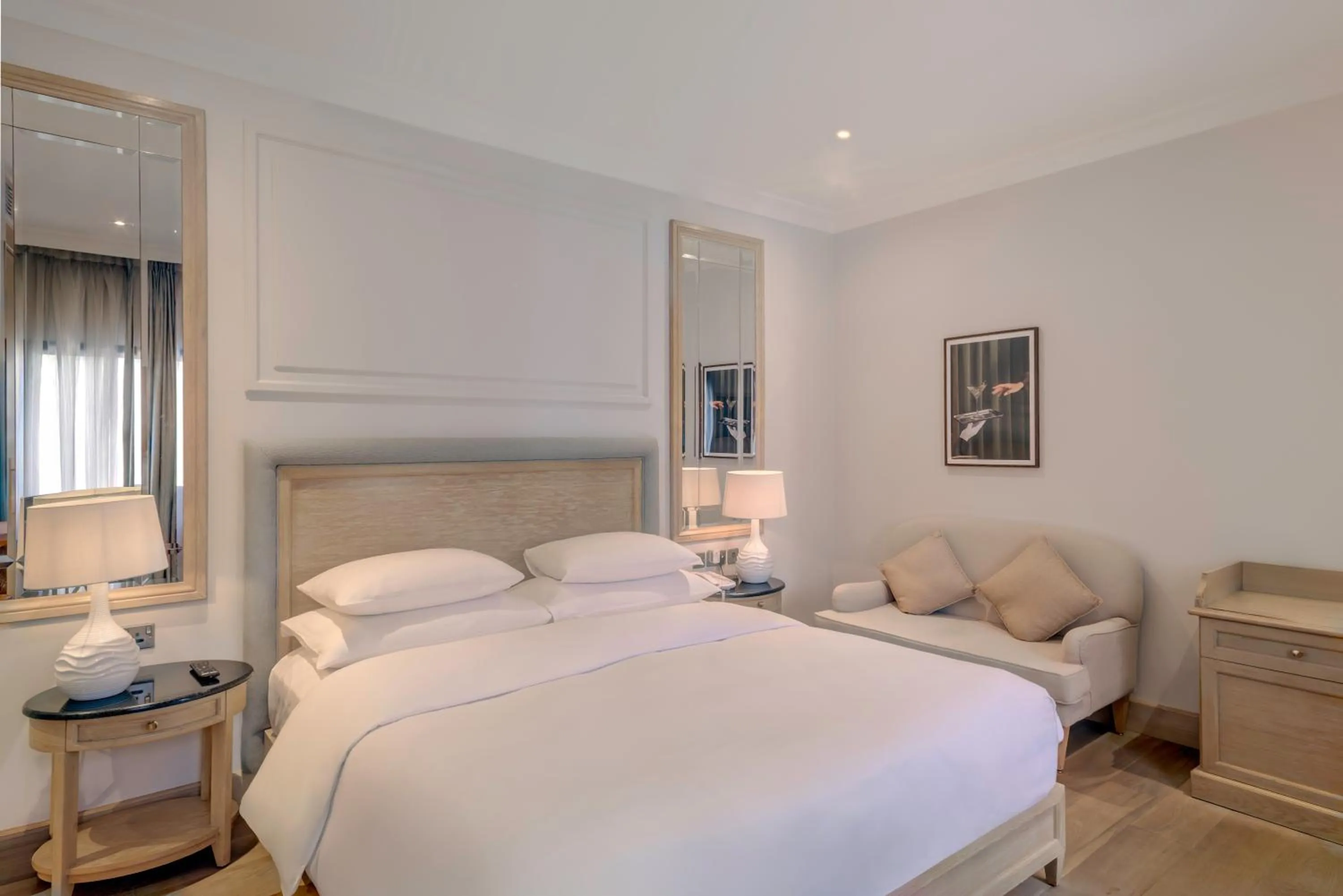 Bed in Palmyard Hotel