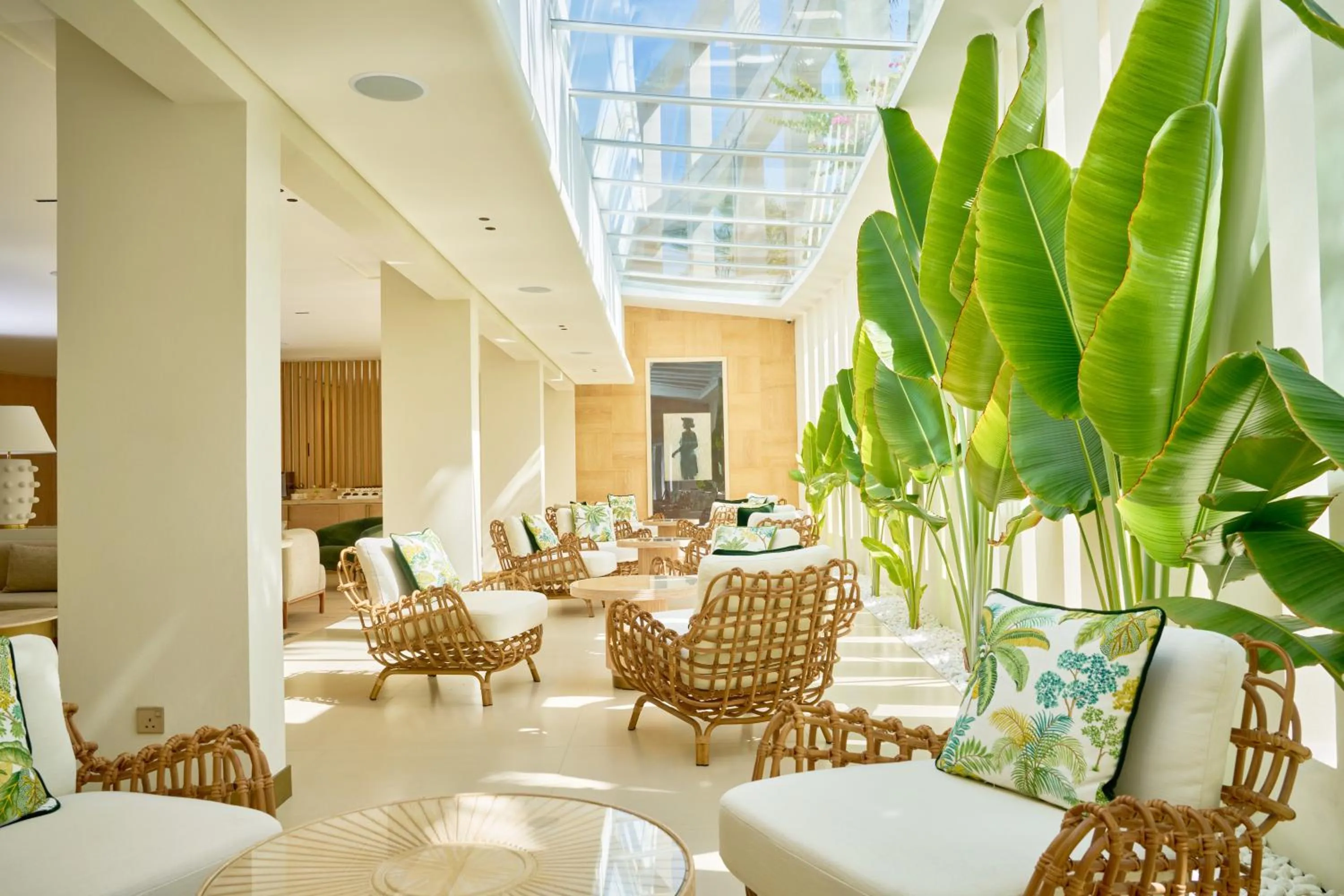 Restaurant/places to eat in Palmyard Hotel