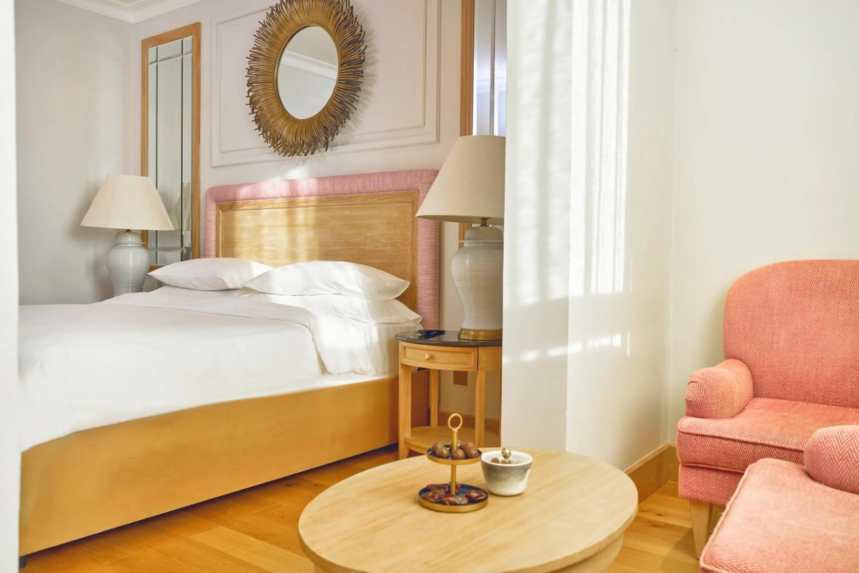 Bed in Palmyard Hotel