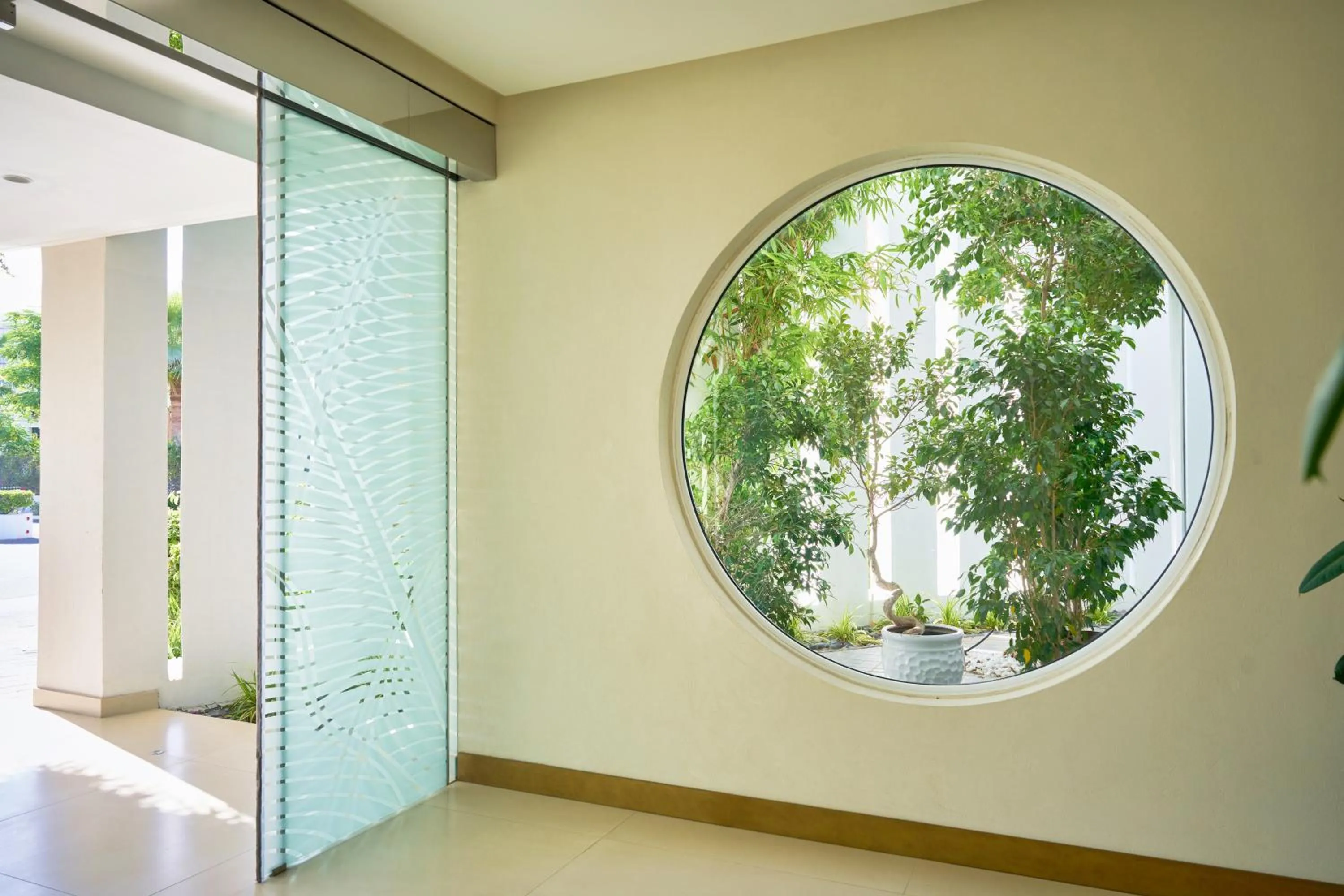 Spring in Palmyard Hotel