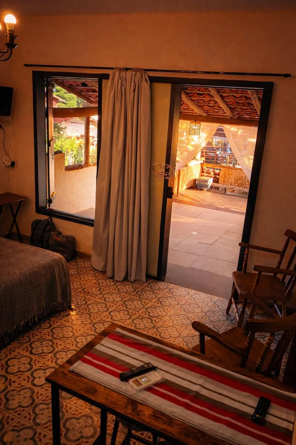 Patio, Bed in Vilarejo da Praia do Perequê Ilhabela