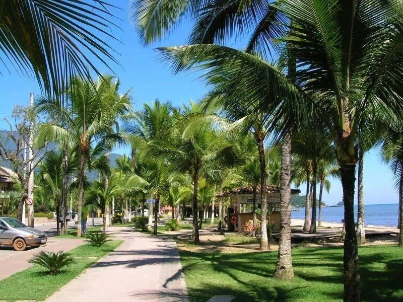 Nearby landmark in Vilarejo da Praia do Perequê Ilhabela