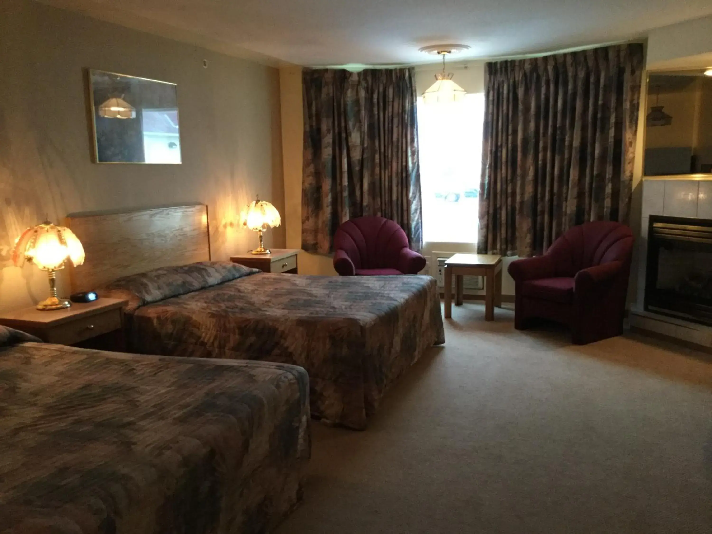 Double Room in Western Budget Motel #2 Grande Prairie Double Room in Western Budget Motel #2 Grande Prairie