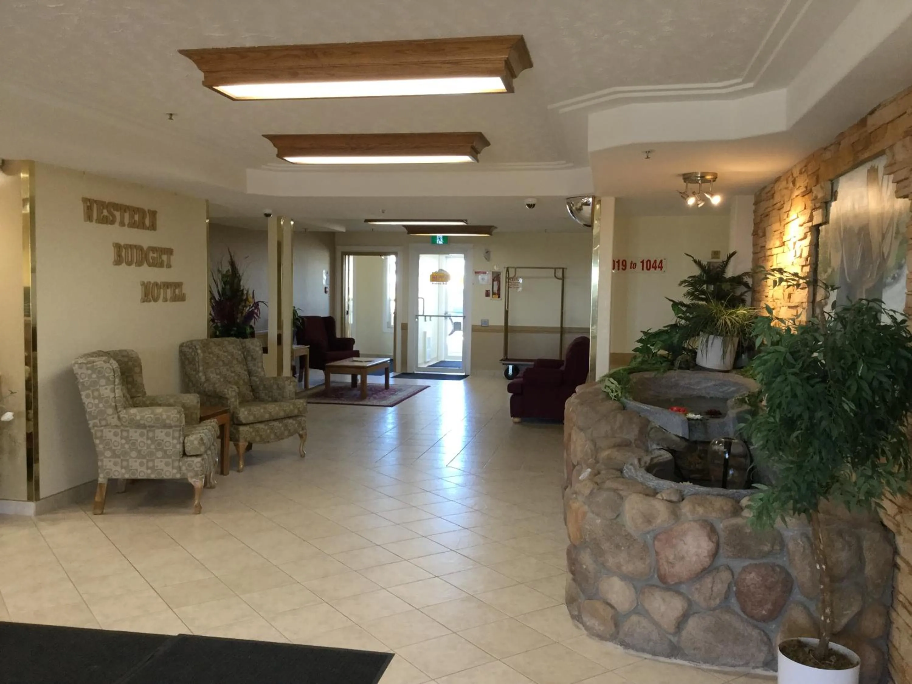 Lobby or reception in Western Budget Motel #2 Grande Prairie