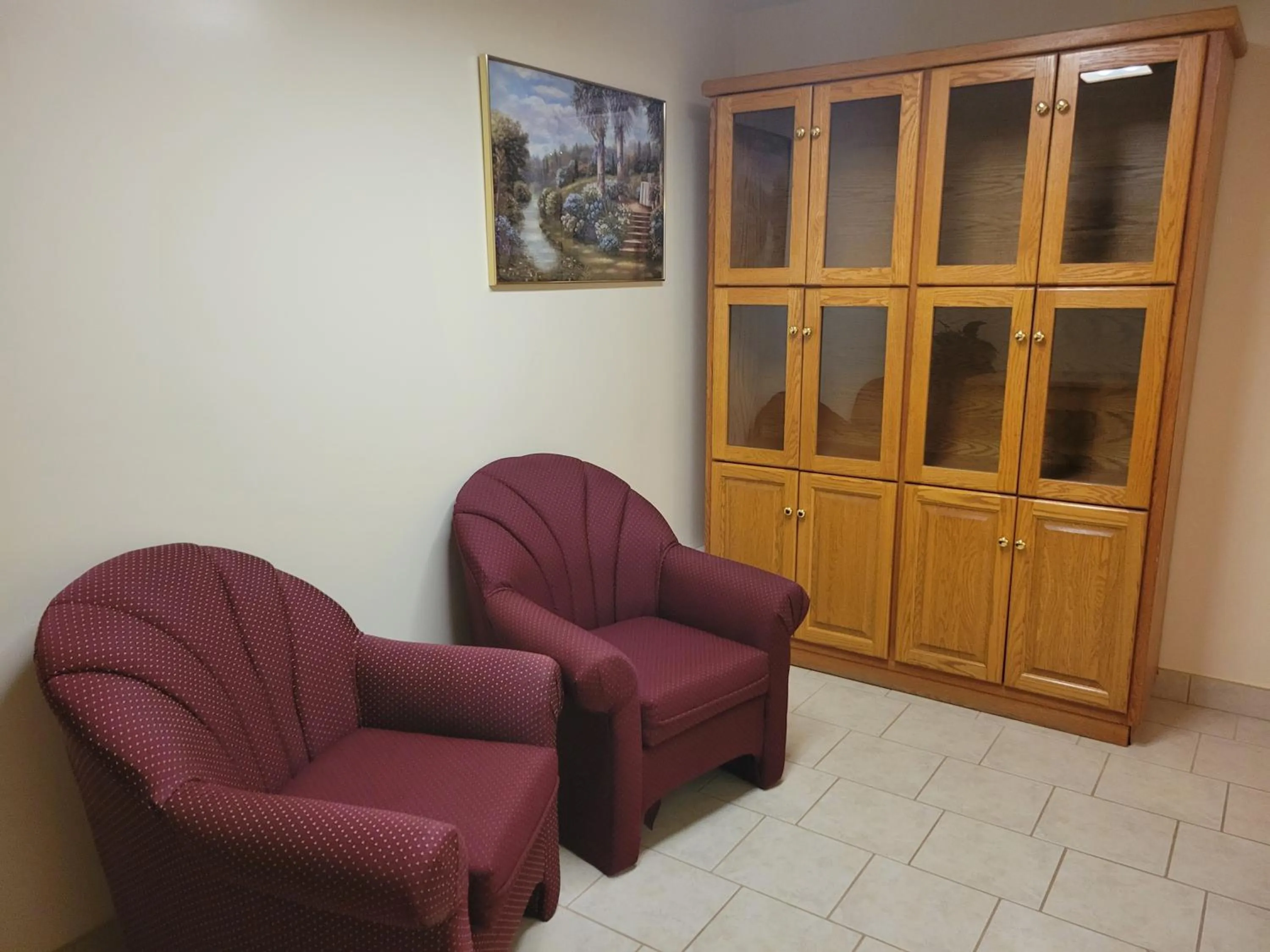Queen Room with Spa Bath in Western Budget Motel #3 Whitecourt