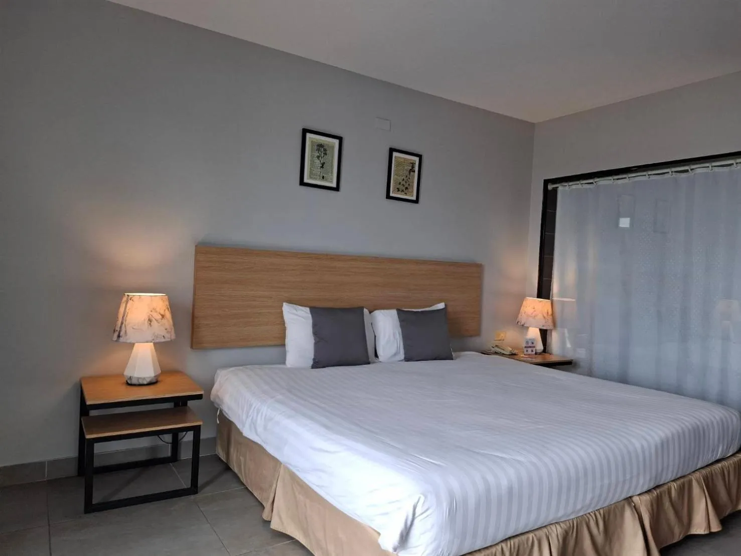 Bed in Vogue Pattaya Hotel