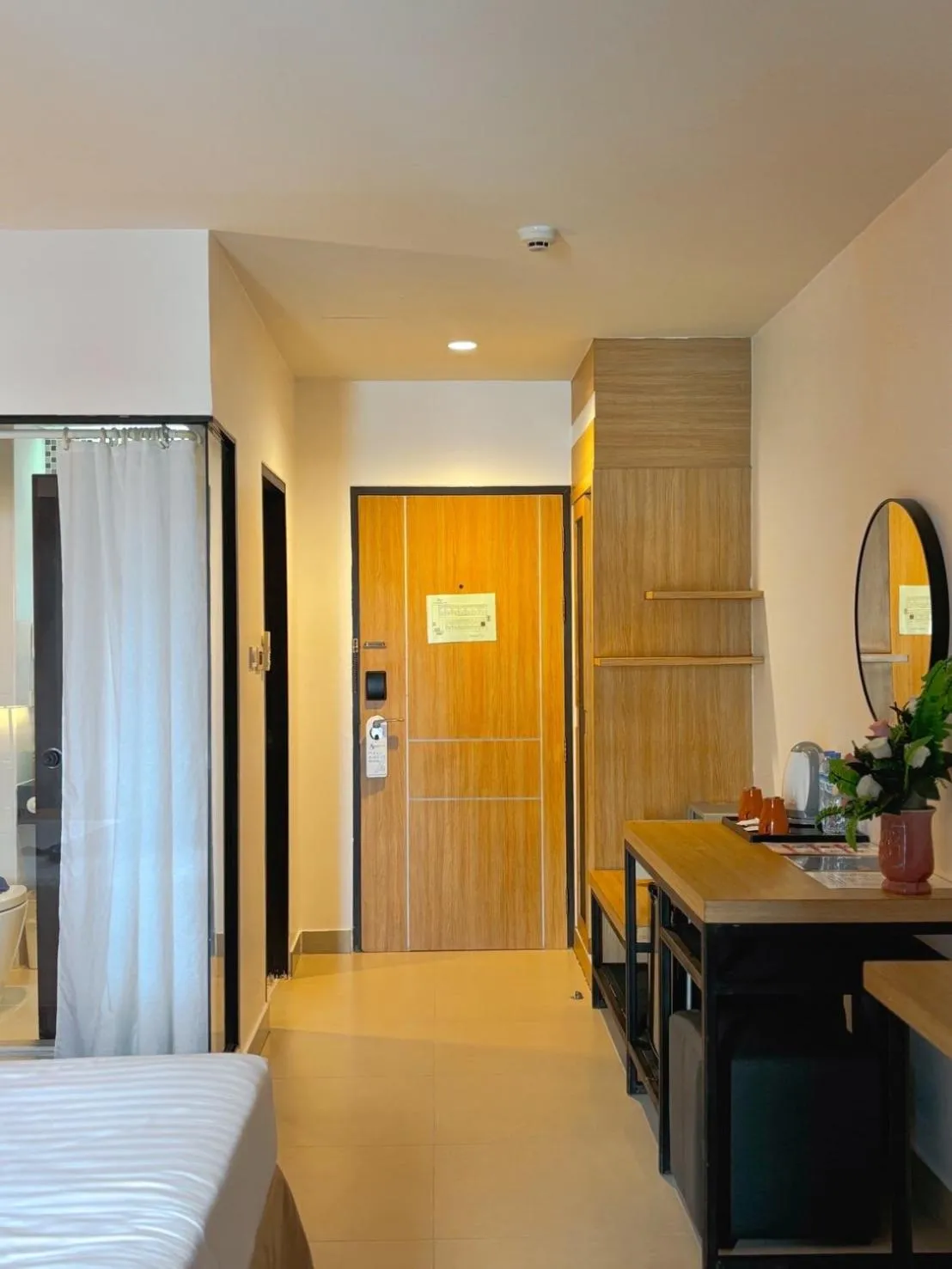 Bed in Vogue Pattaya Hotel