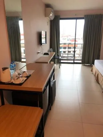 acessibility, Bed in Vogue Pattaya Hotel