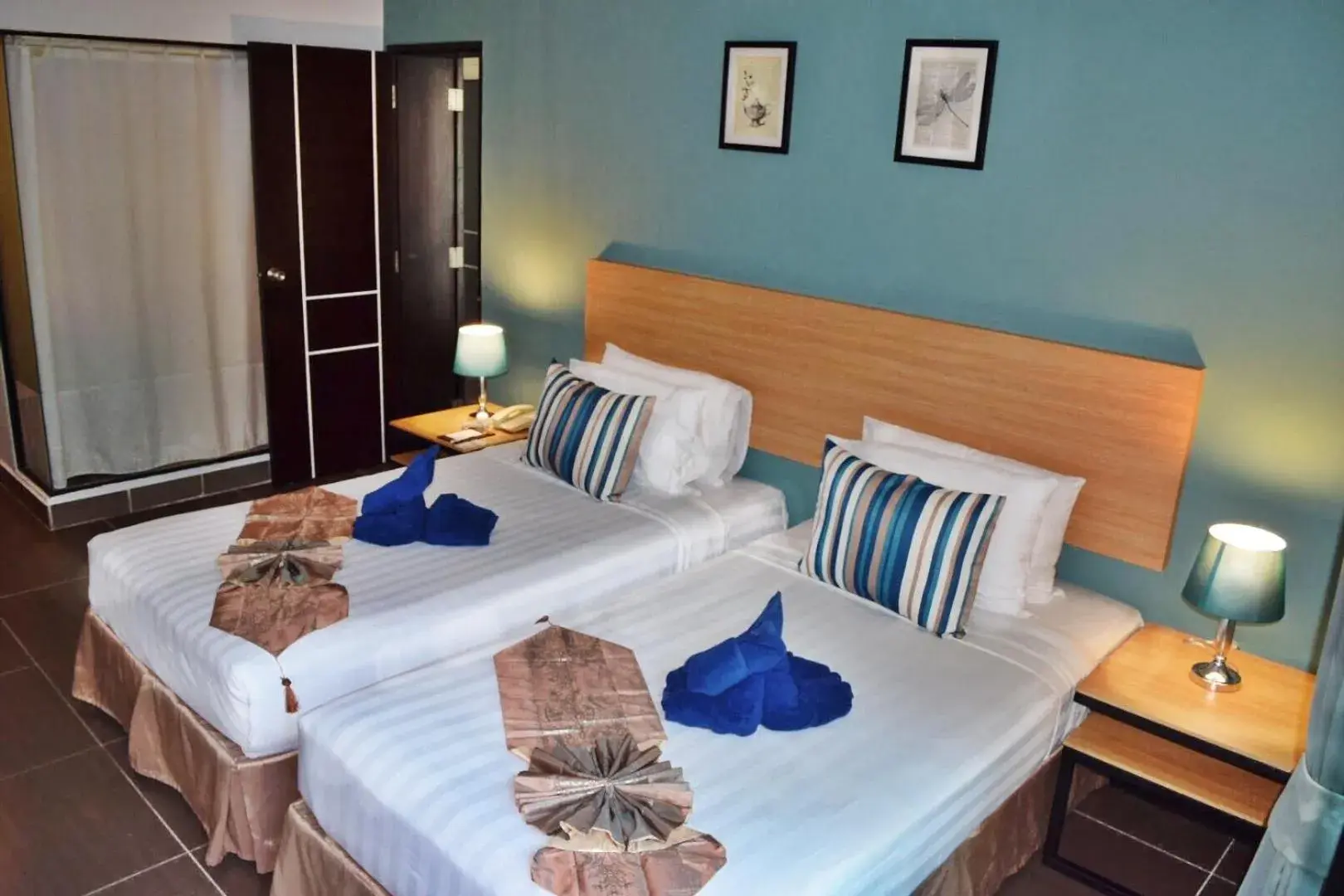 Bed in Vogue Pattaya Hotel Bed in Vogue Pattaya Hotel