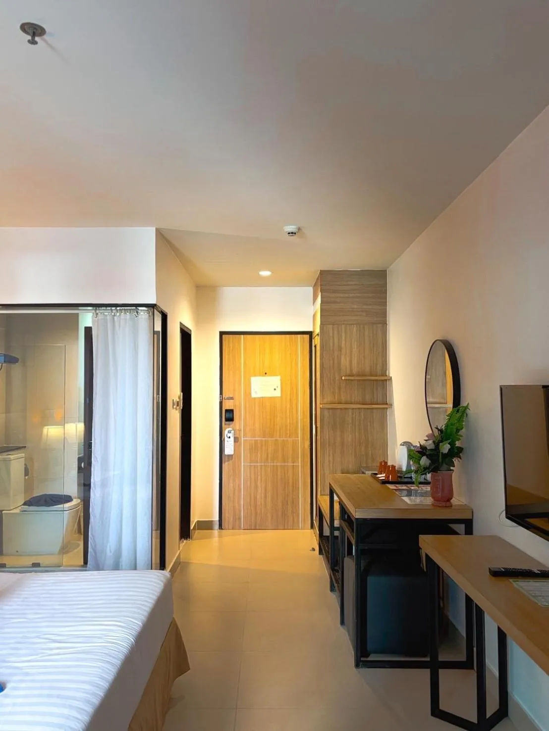 Bed in Vogue Pattaya Hotel