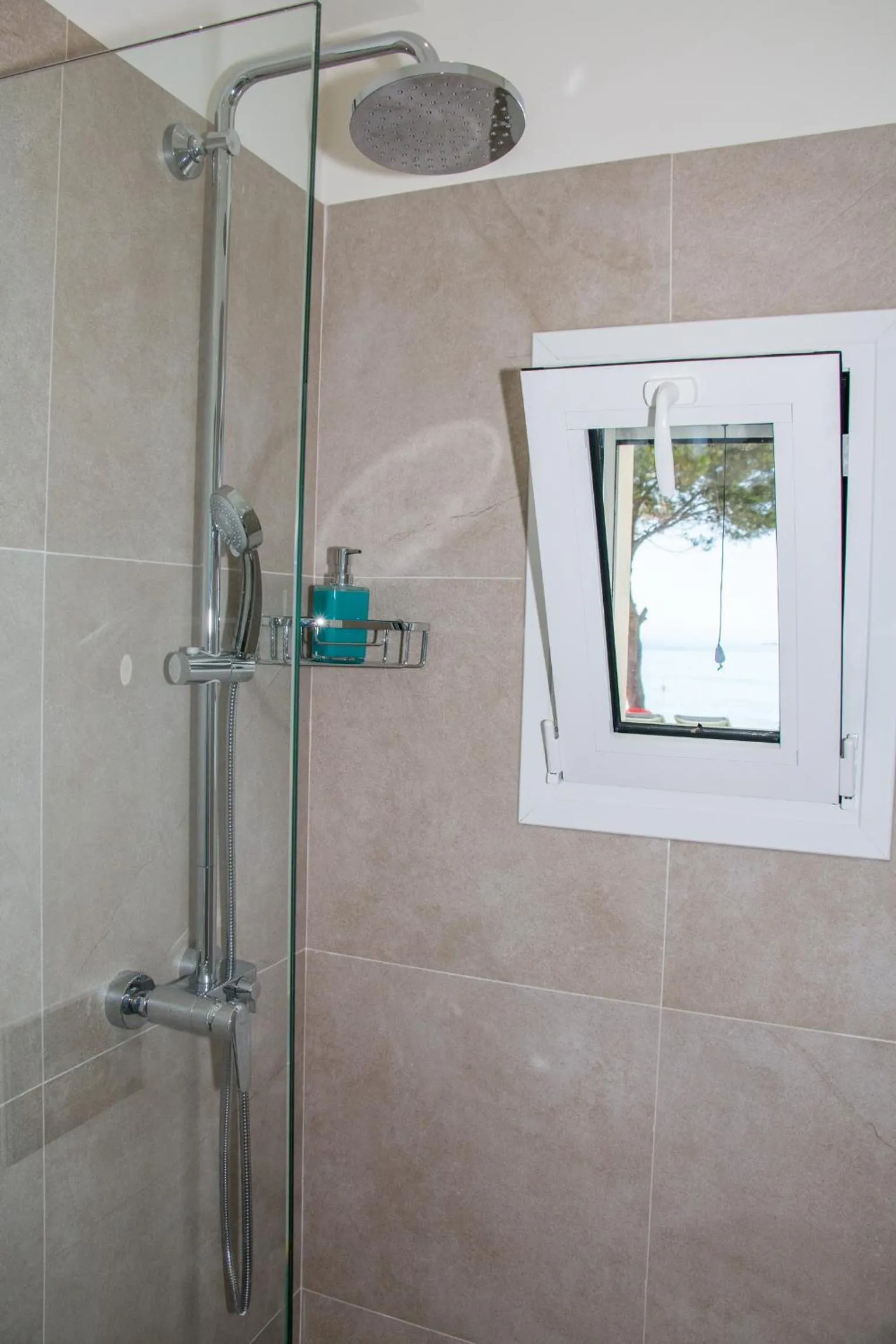 Bathroom in Glyfada Beach Hotel