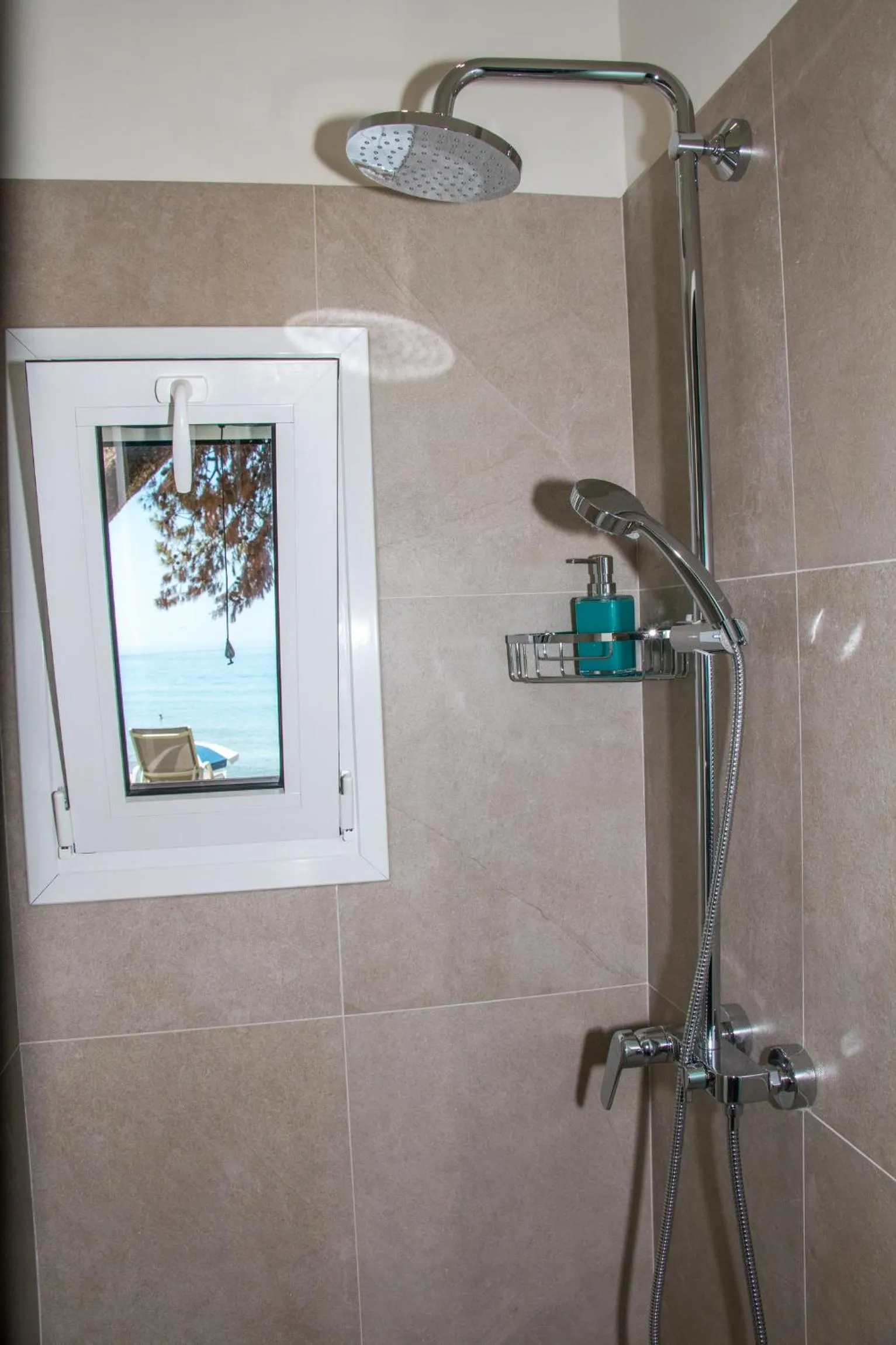 Bathroom in Glyfada Beach Hotel