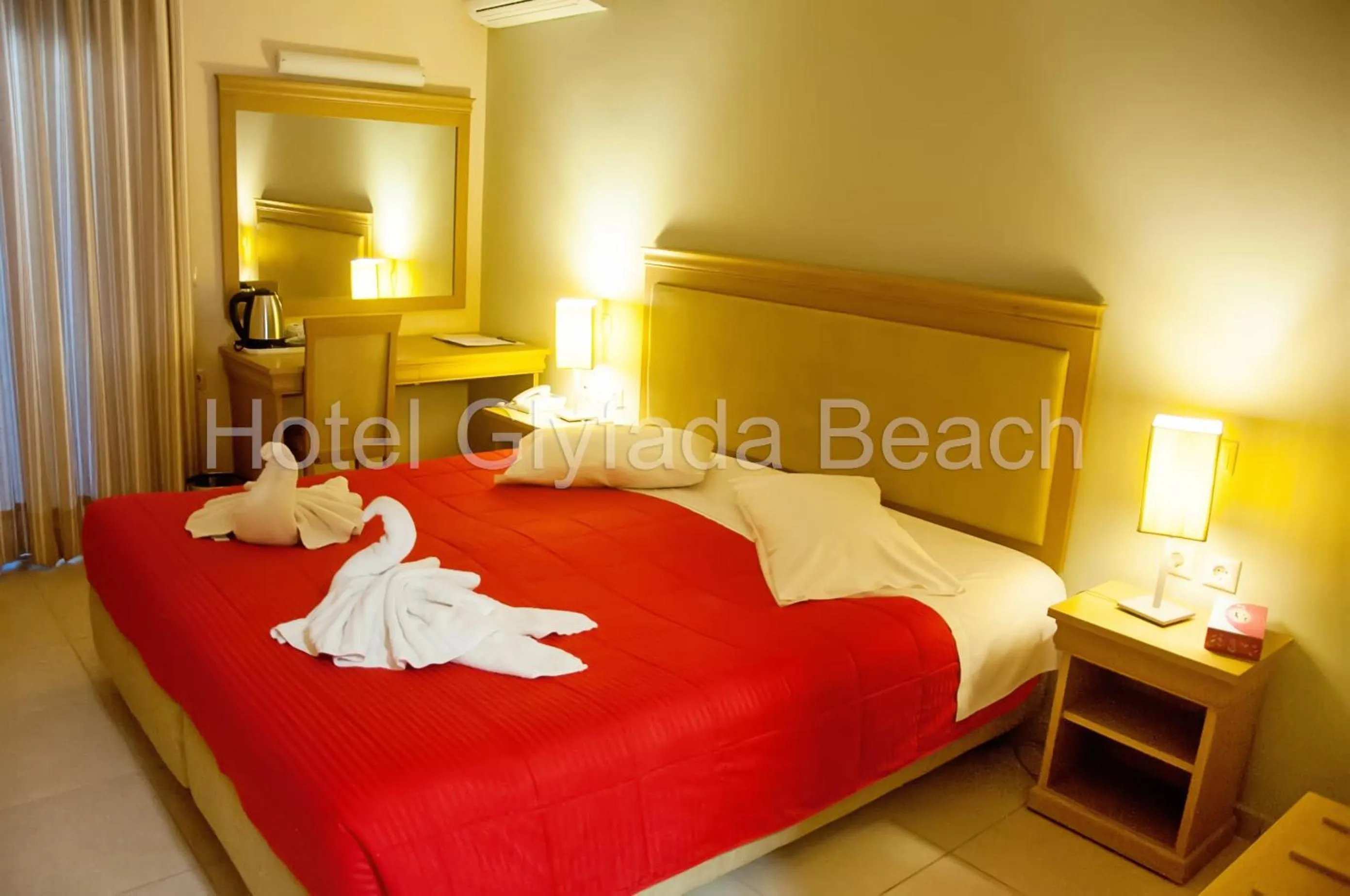 Bed in Glyfada Beach Hotel