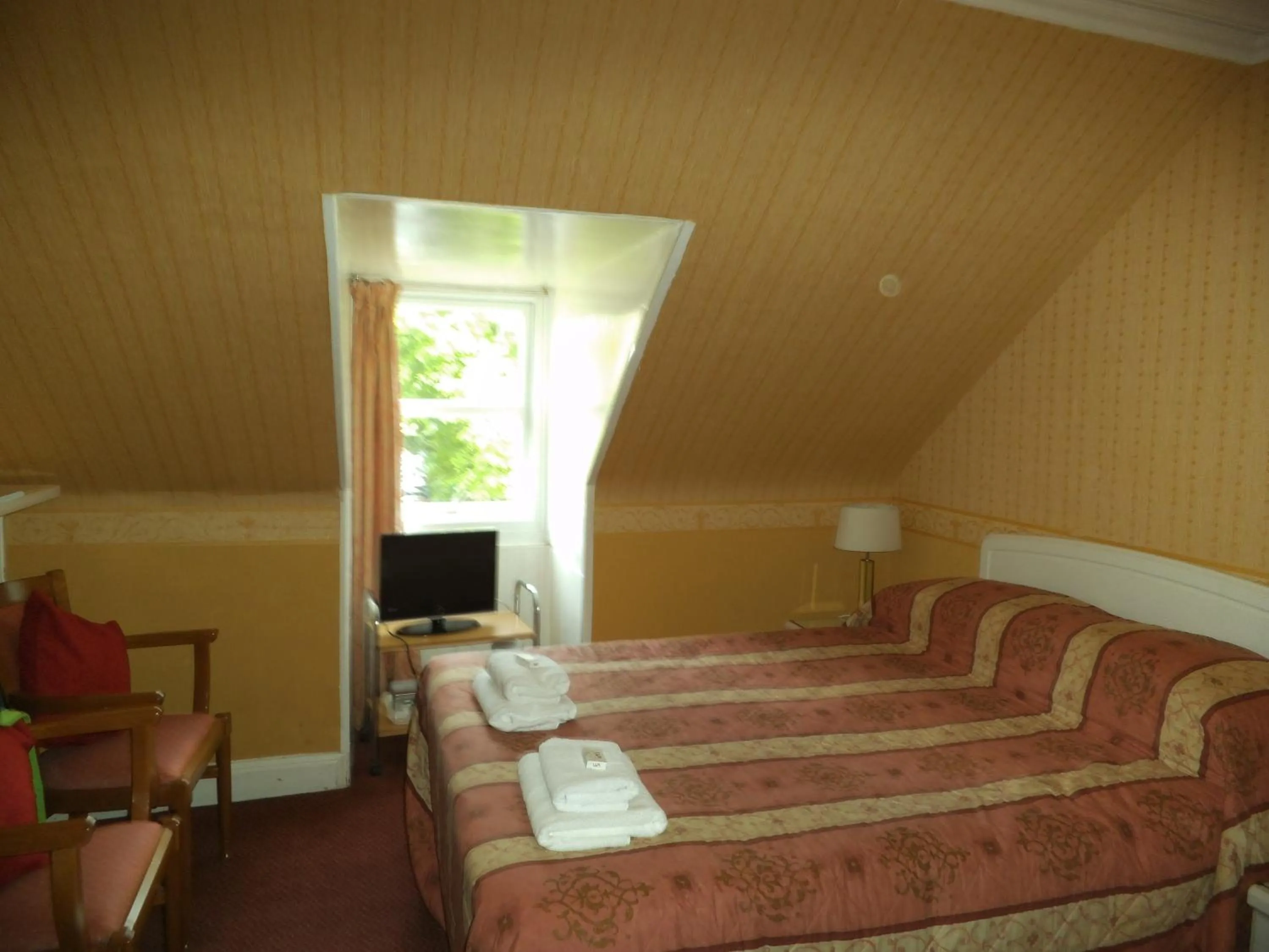 Bed in Menzies Guest House