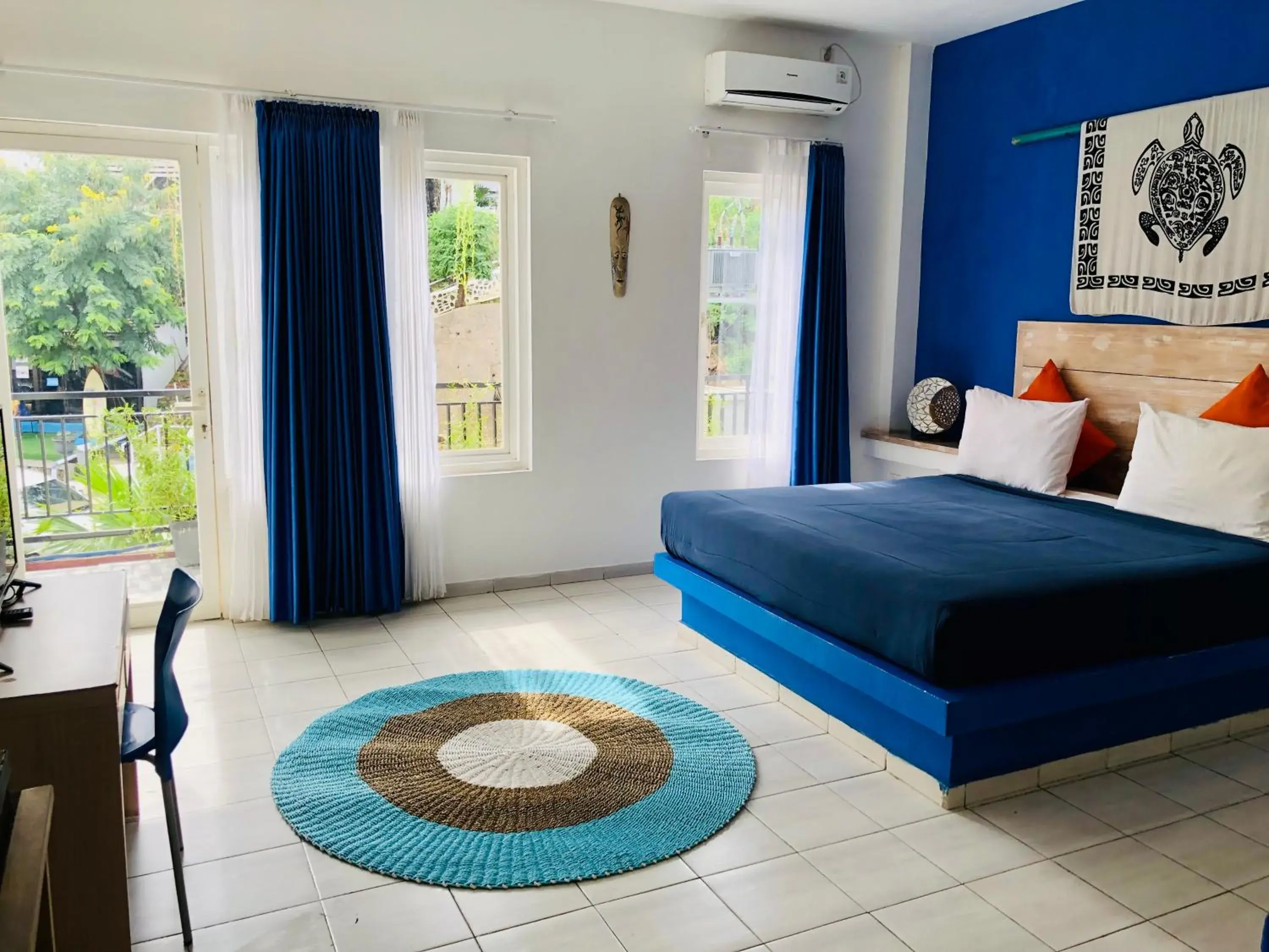 Deluxe Room in Blue Ocean Hotel Deluxe Room in Blue Ocean Hotel