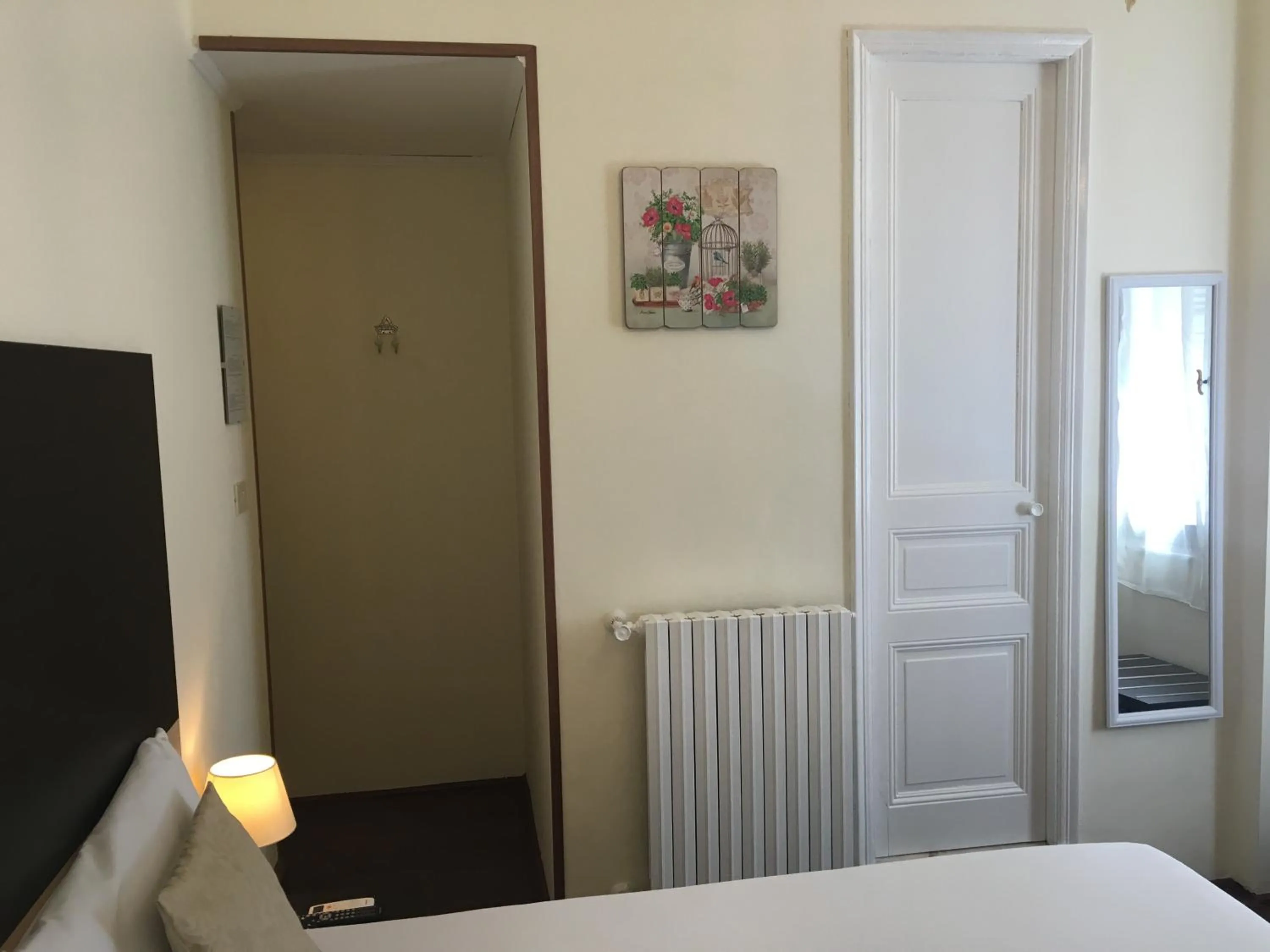 Decorative detail, Bed in Hotel Liberty