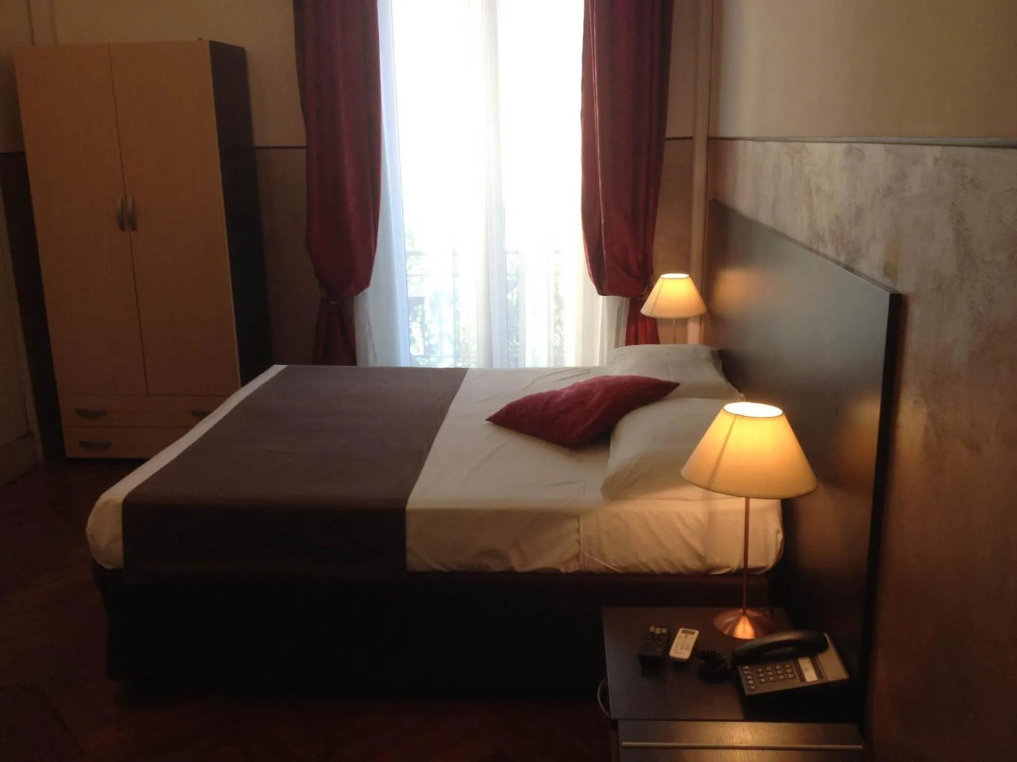 Day, Bed in Hotel Liberty