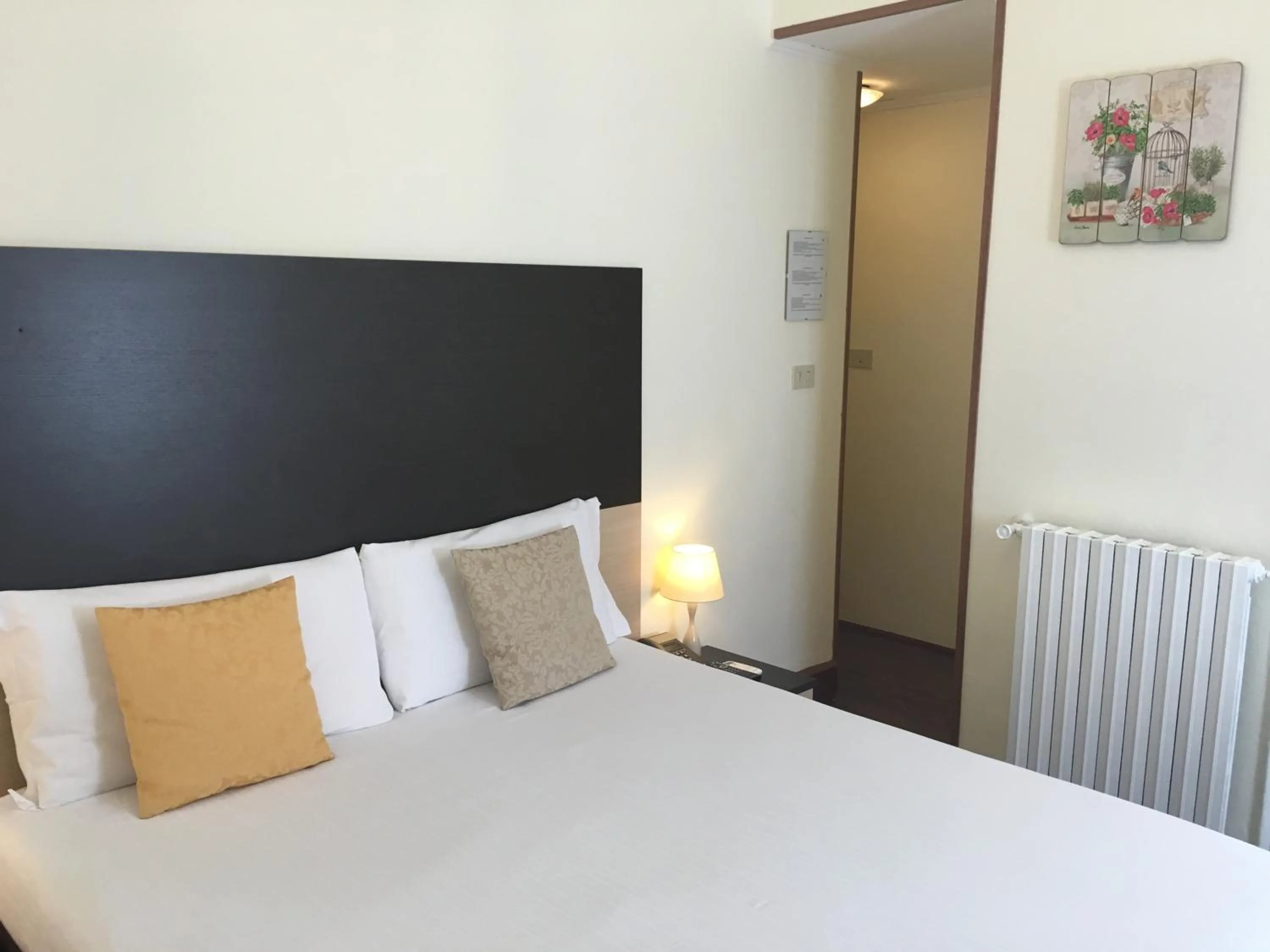 Bed in Hotel Liberty