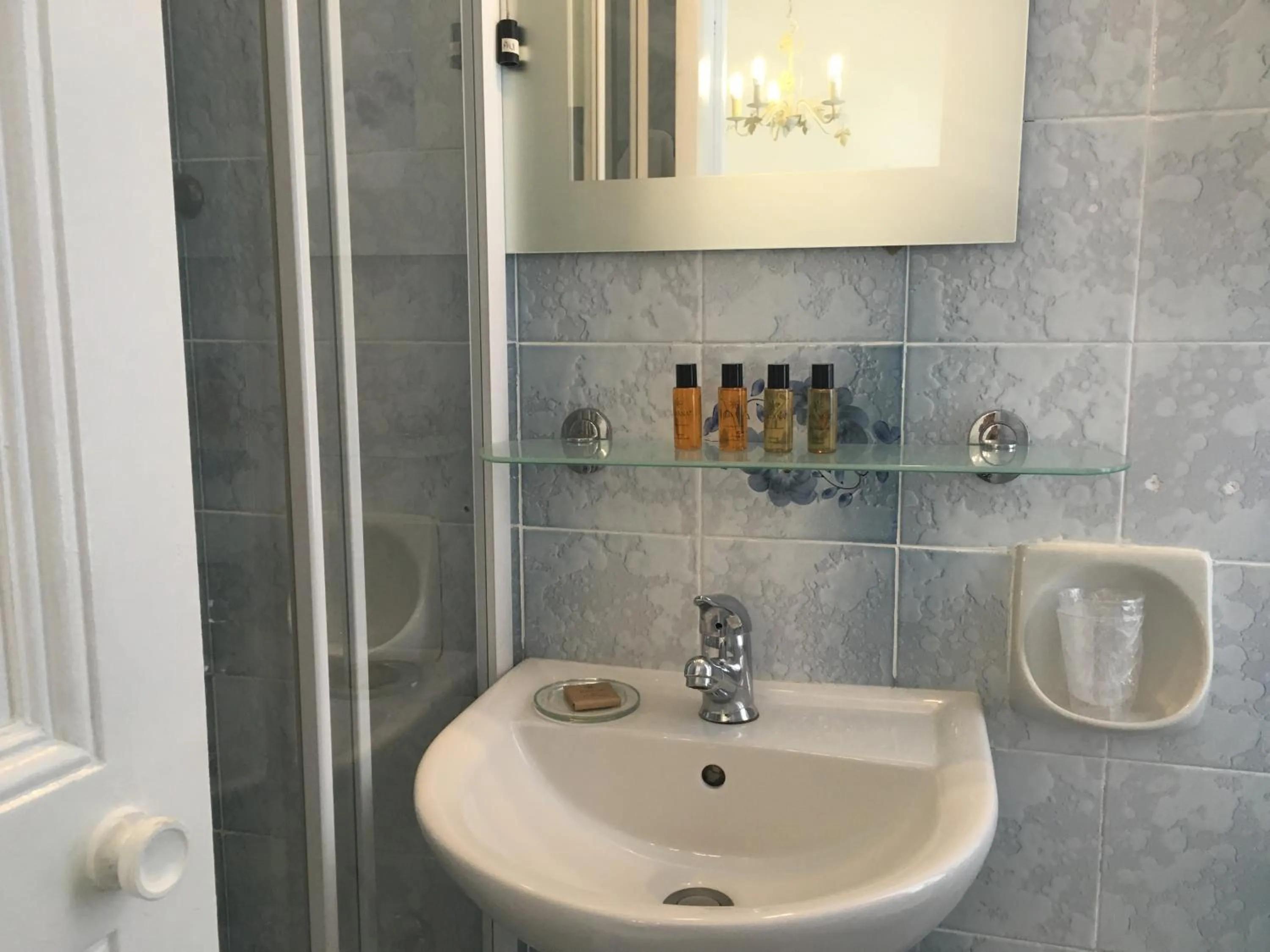 Bathroom in Hotel Liberty