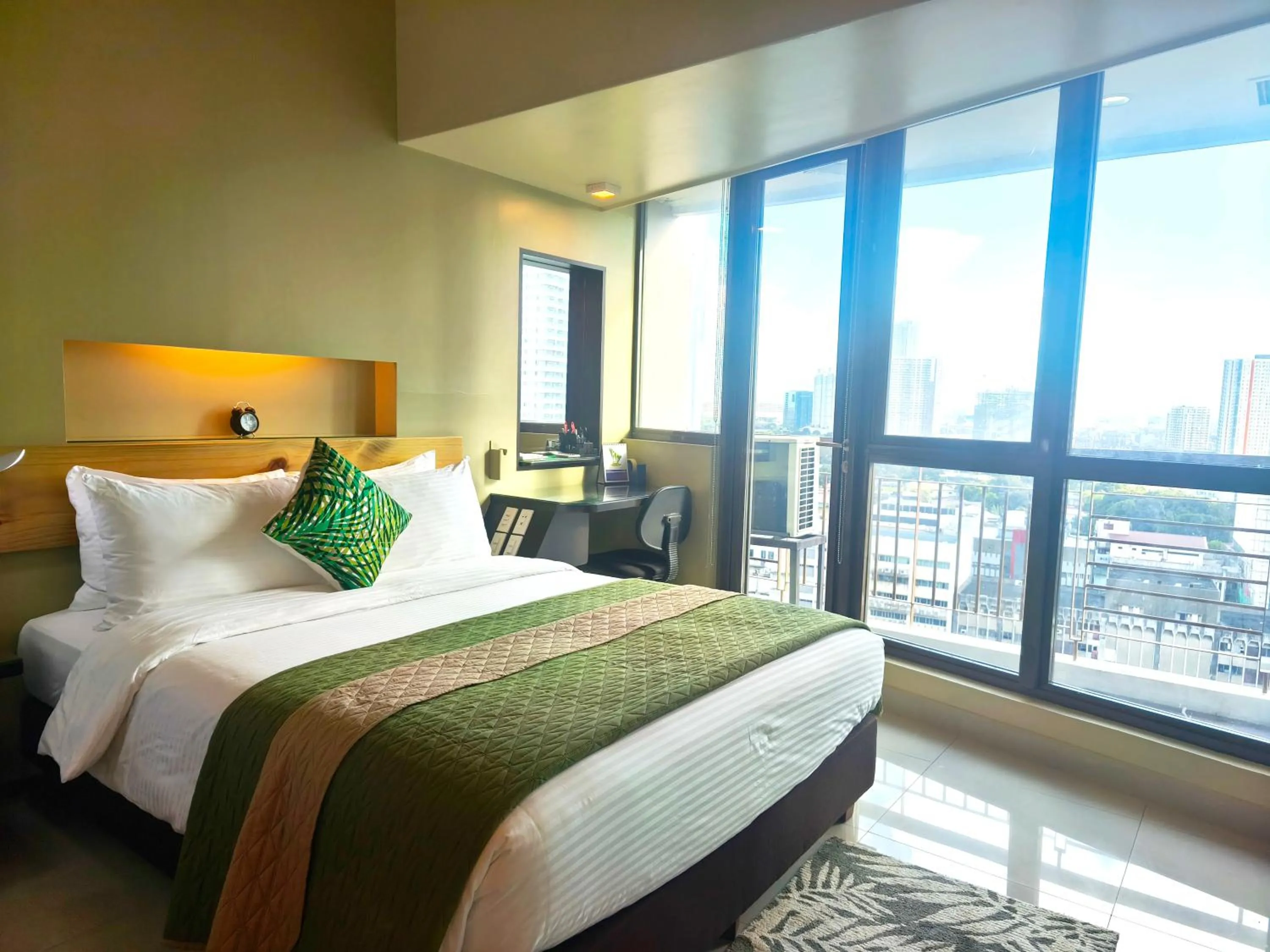 Bed in KL Executive Greenbelt (KLX)