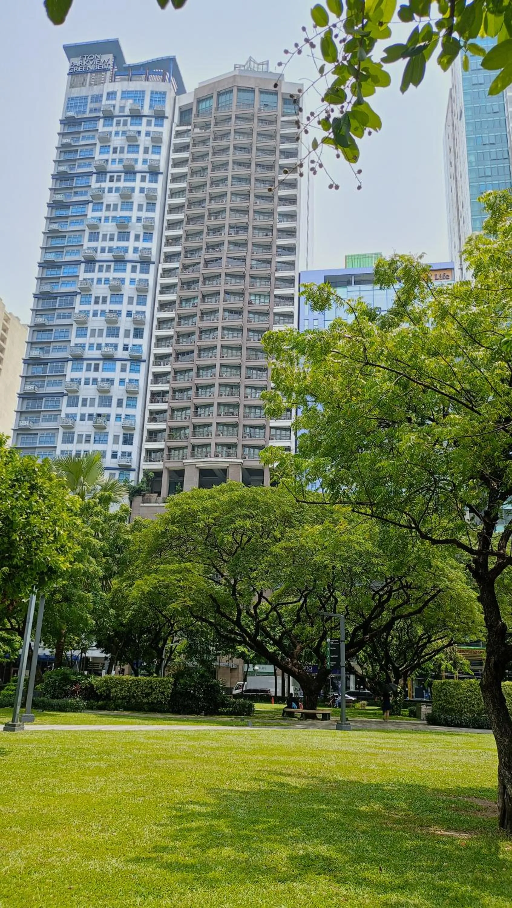 Property building in KL Executive Greenbelt (KLX)