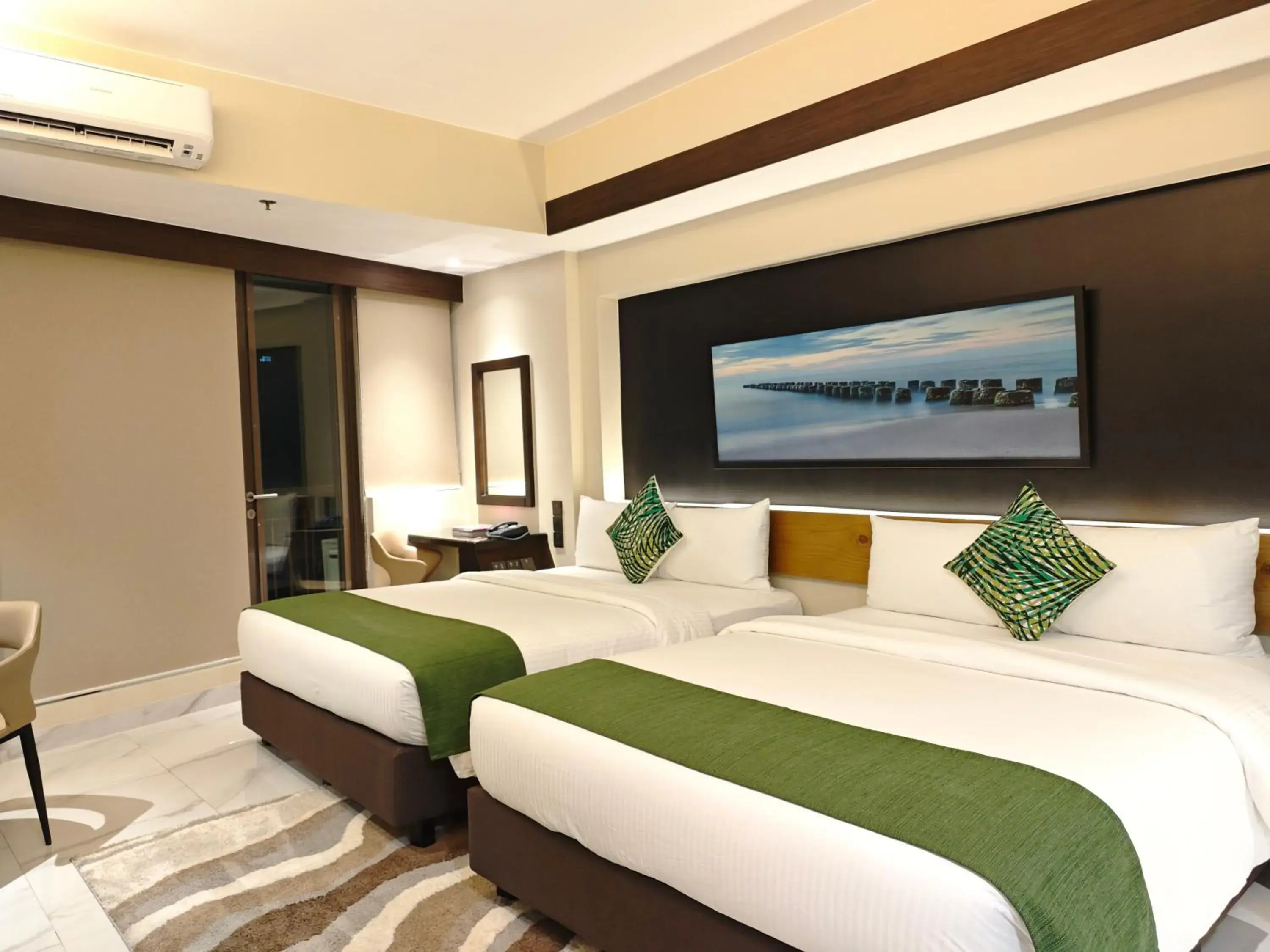 Bed in KL Executive Greenbelt (KLX) Bed in KL Executive Greenbelt (KLX)