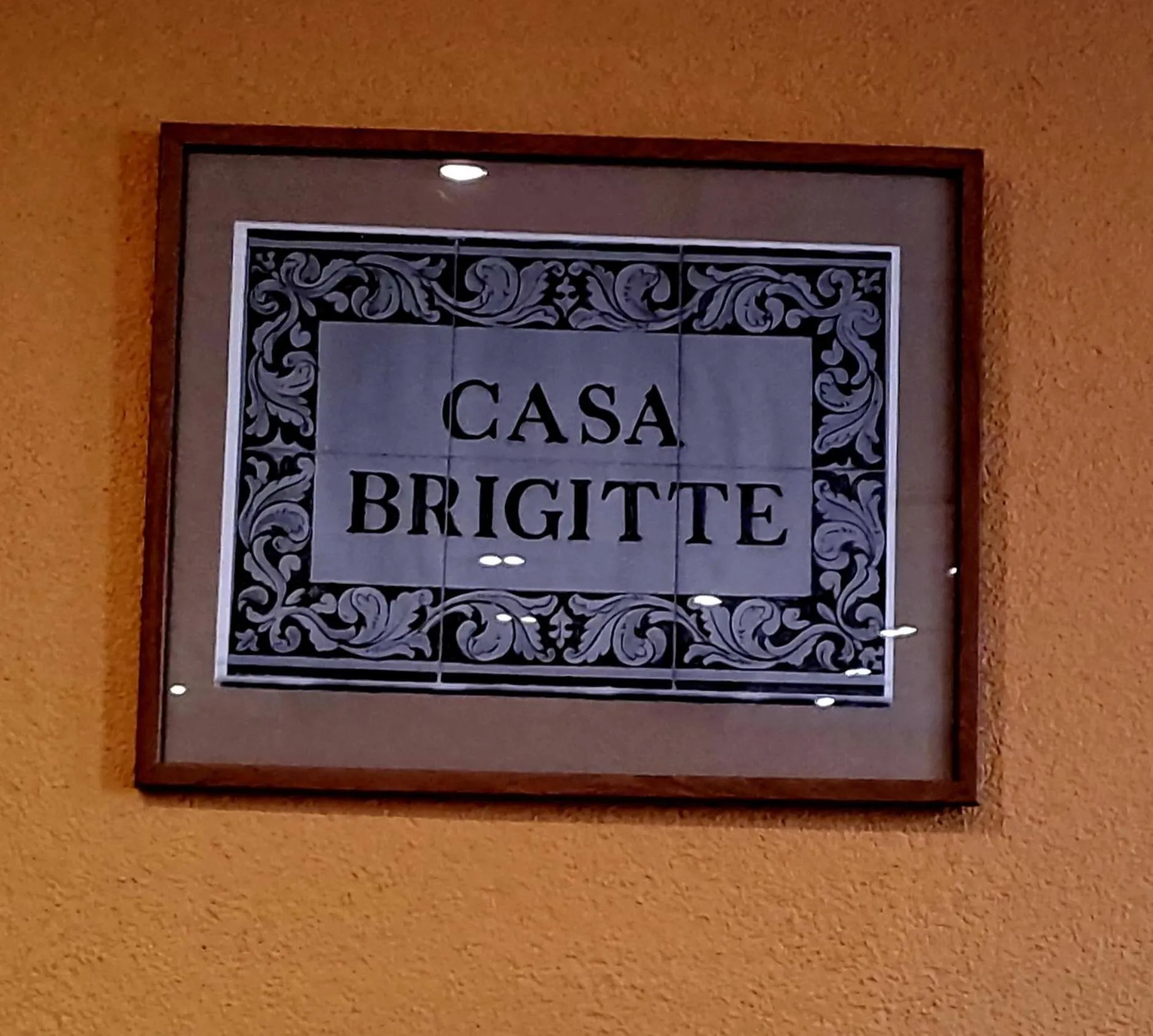 Kolonna Hotel Brigita