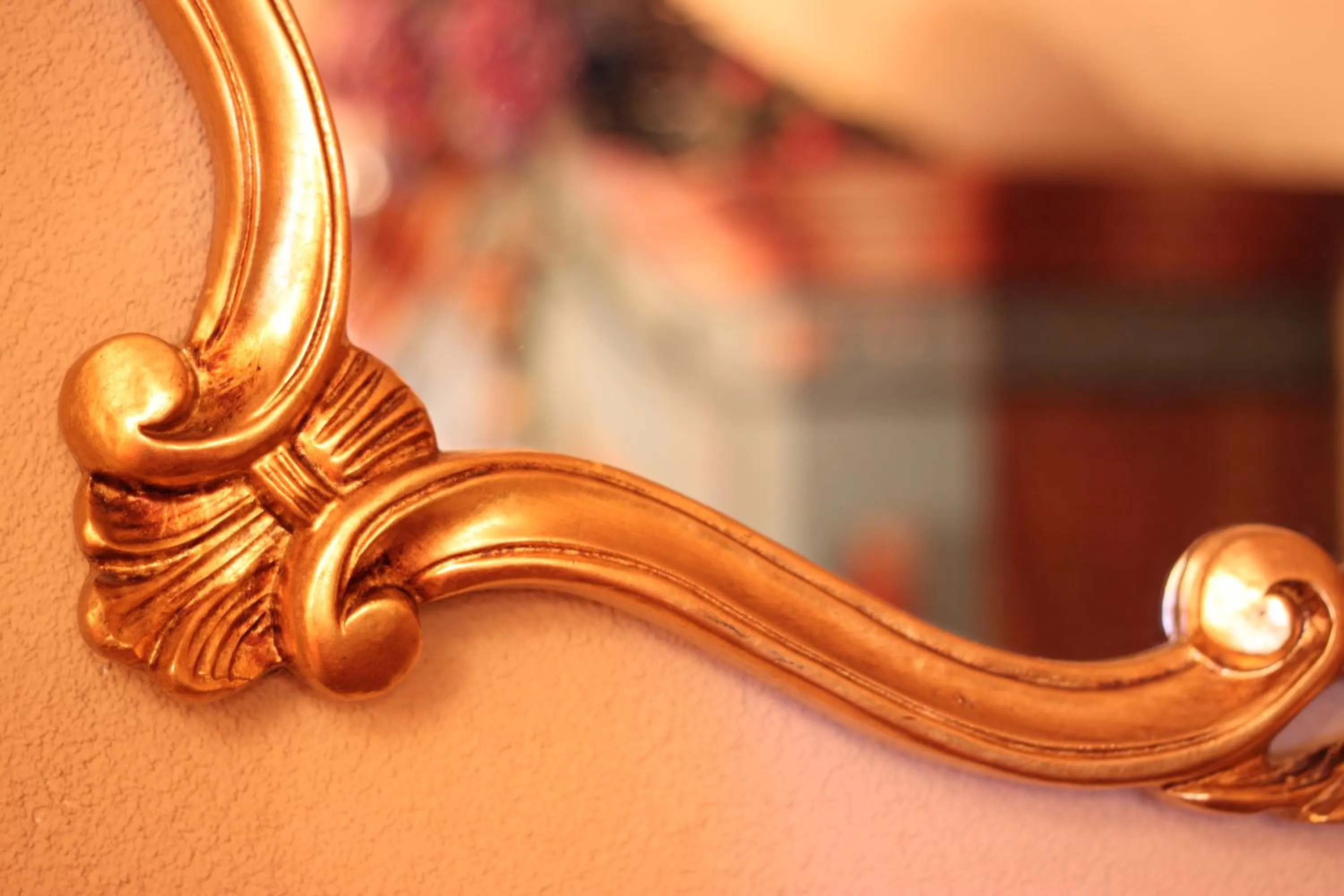 Decorative detail in Rosa Canina Superior